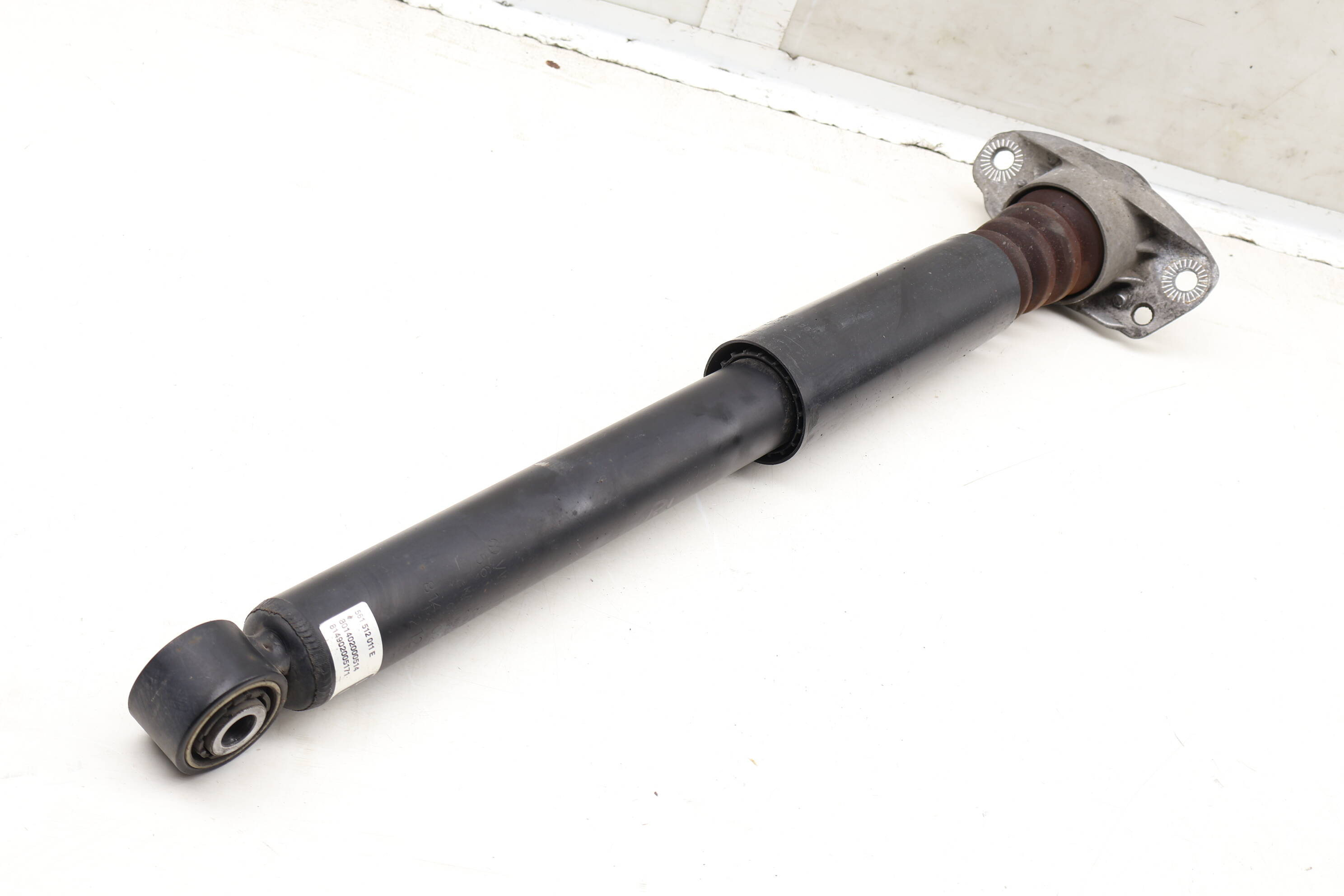 Strut / Shock Absorber 561512011E