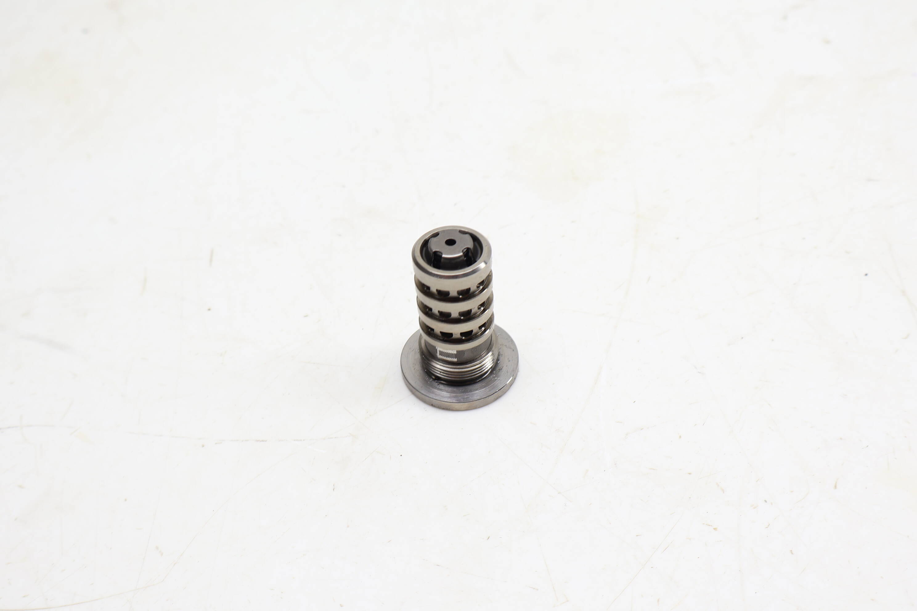 Cam / Camshaft Oil Control Valve 06J109257Q