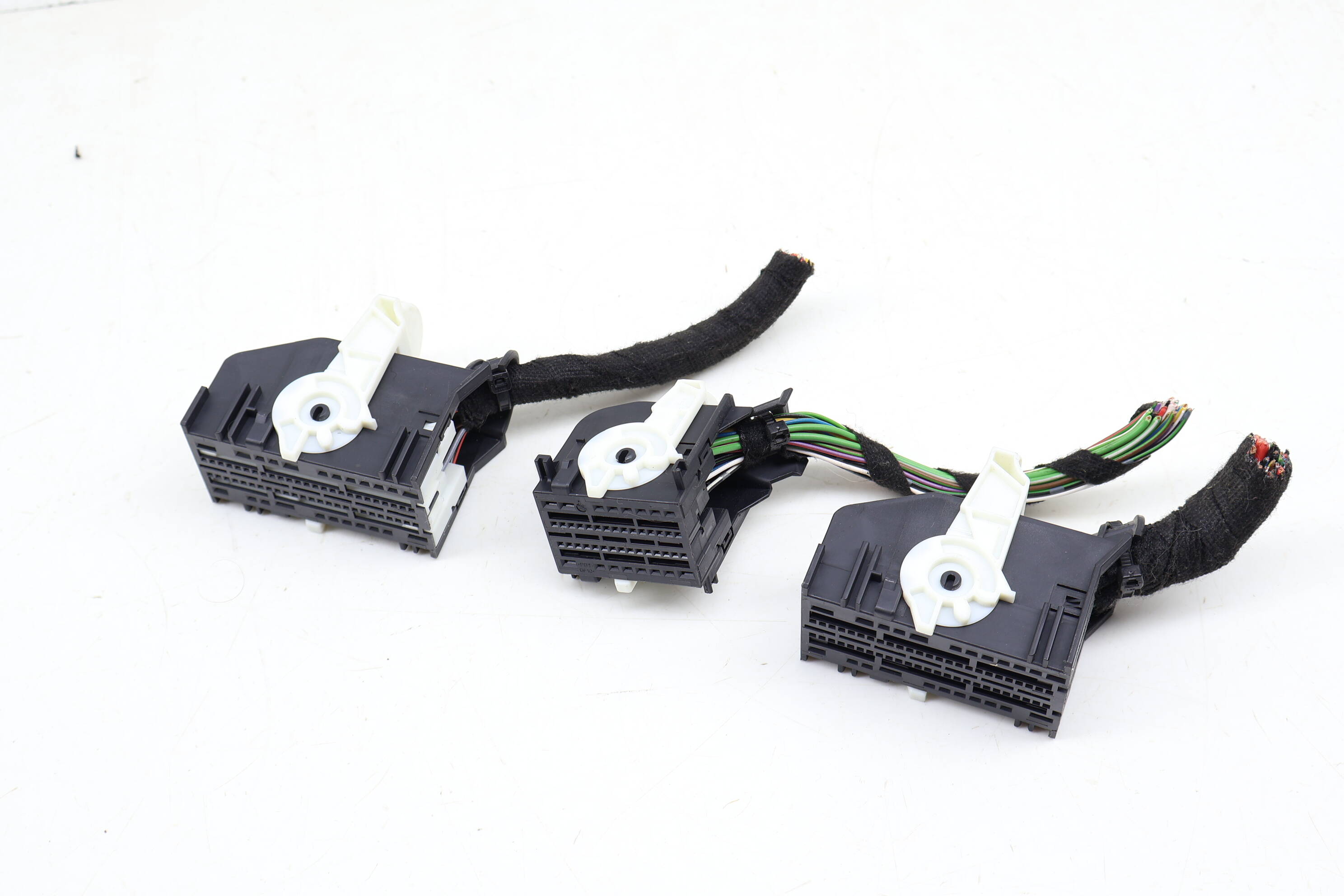 Onboard Supply Module Wiring Connector / Pigtail Set