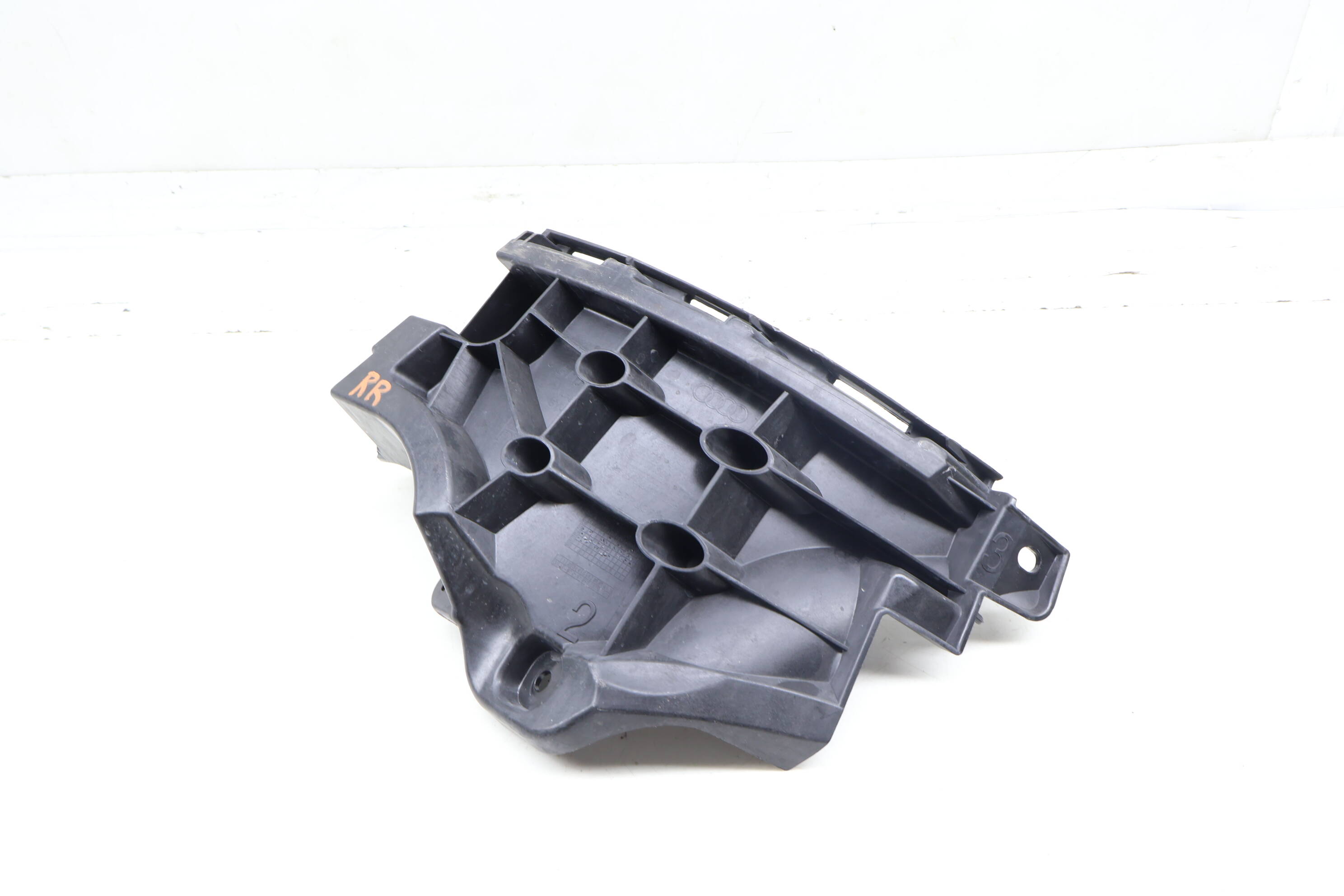 Bumper Mount Bracket 4M8807394