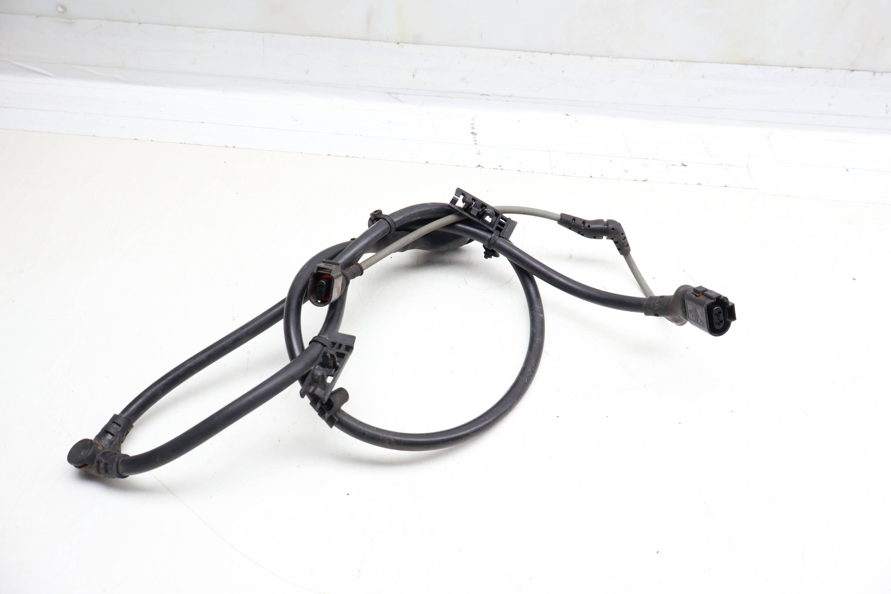 Abs / Speed Sensor Wiring Harness 3CN927902E