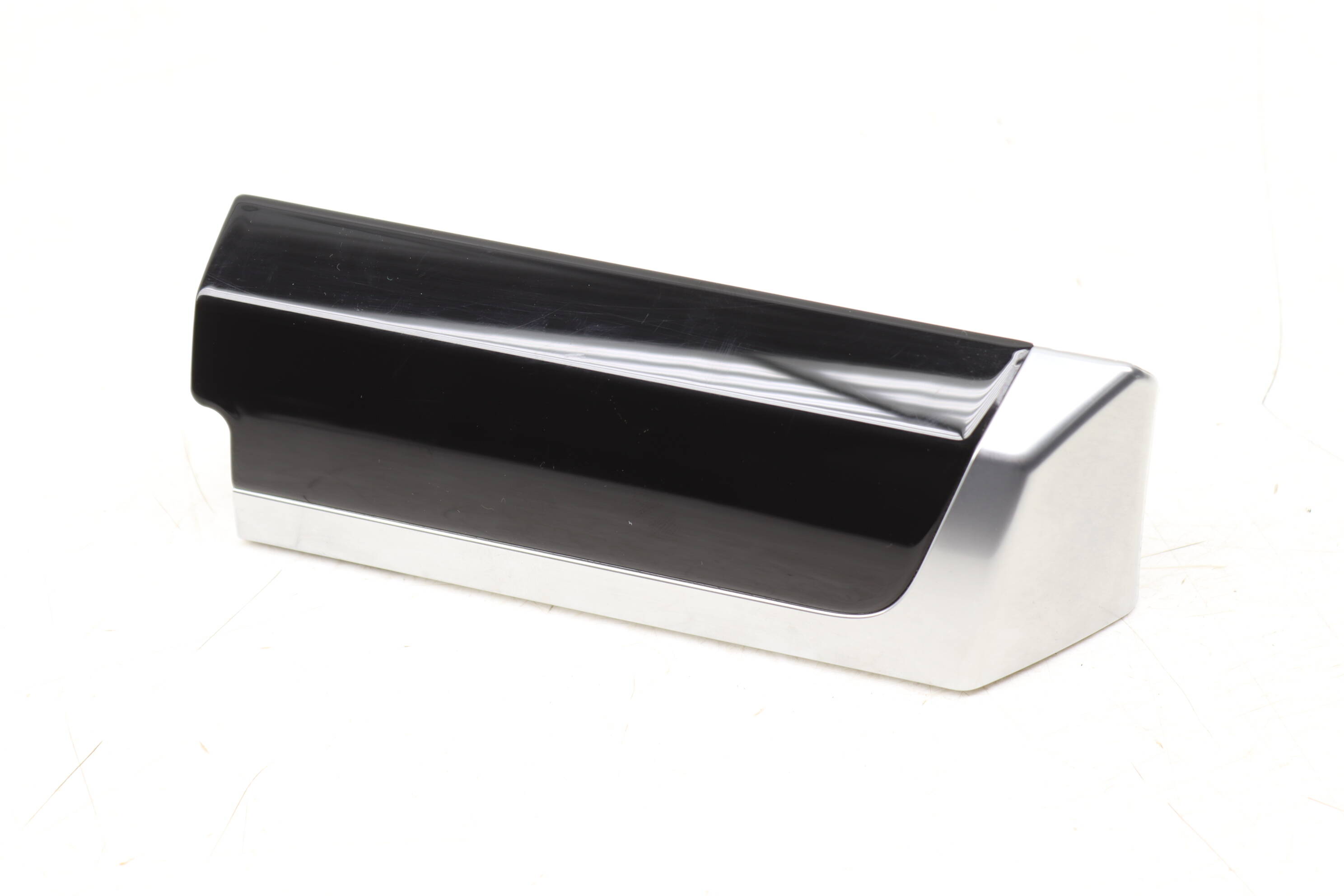 Dash Panel Trim / Molding 7P5857226P 95855222600