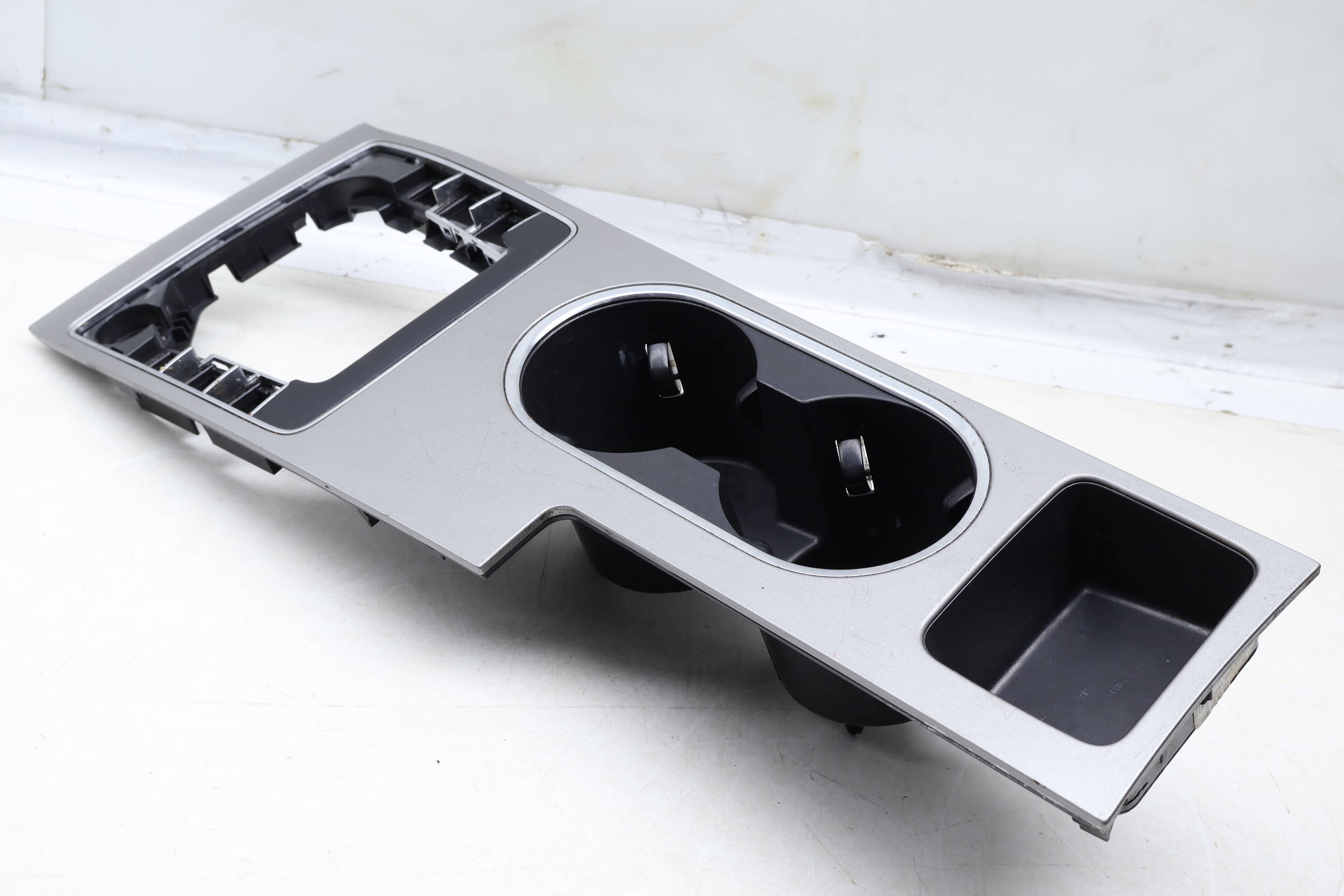 Center Console Trim / Cup Holder 561864263AA