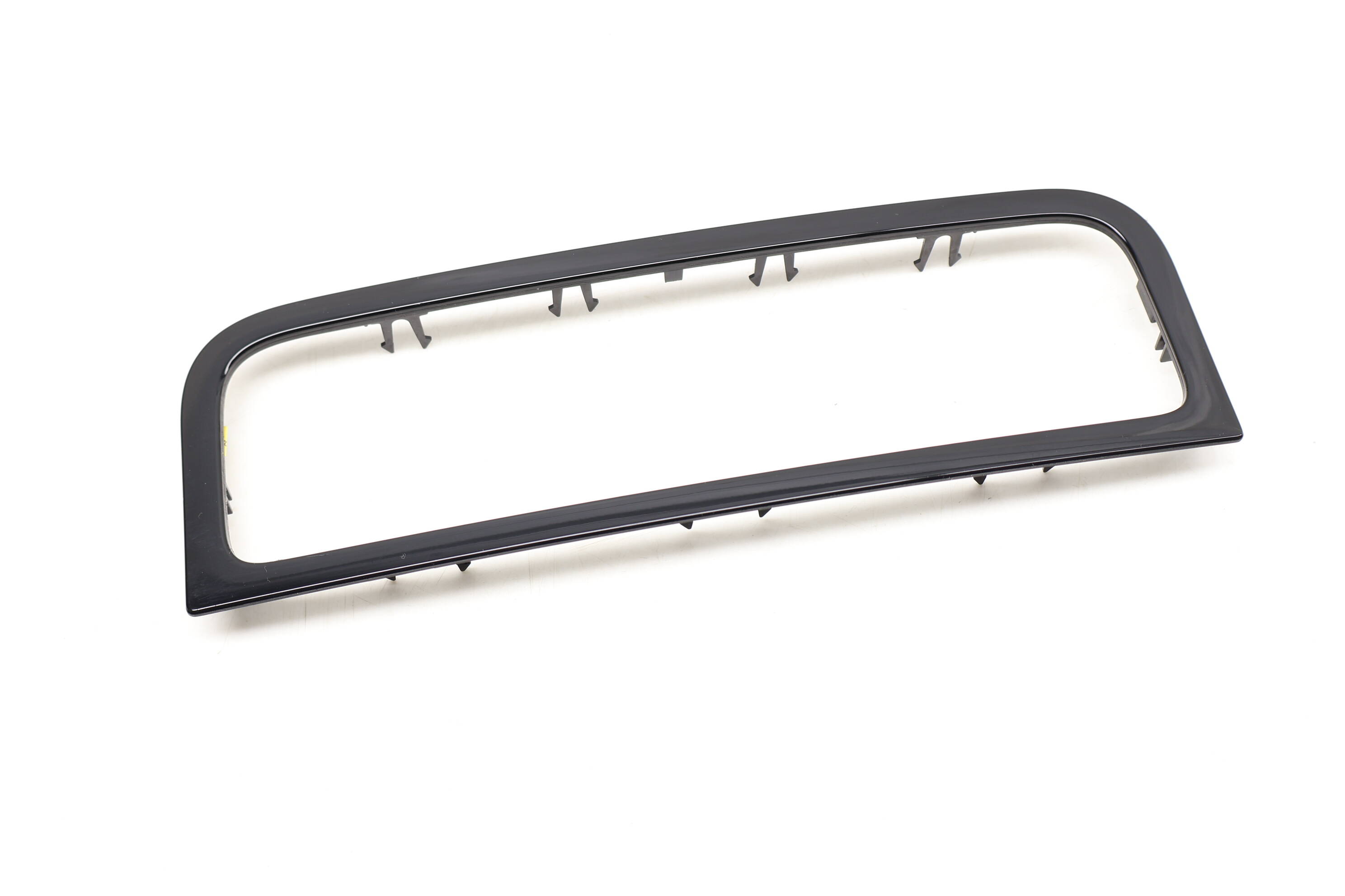 Climate Control Trim / Bezel 7P1863100A