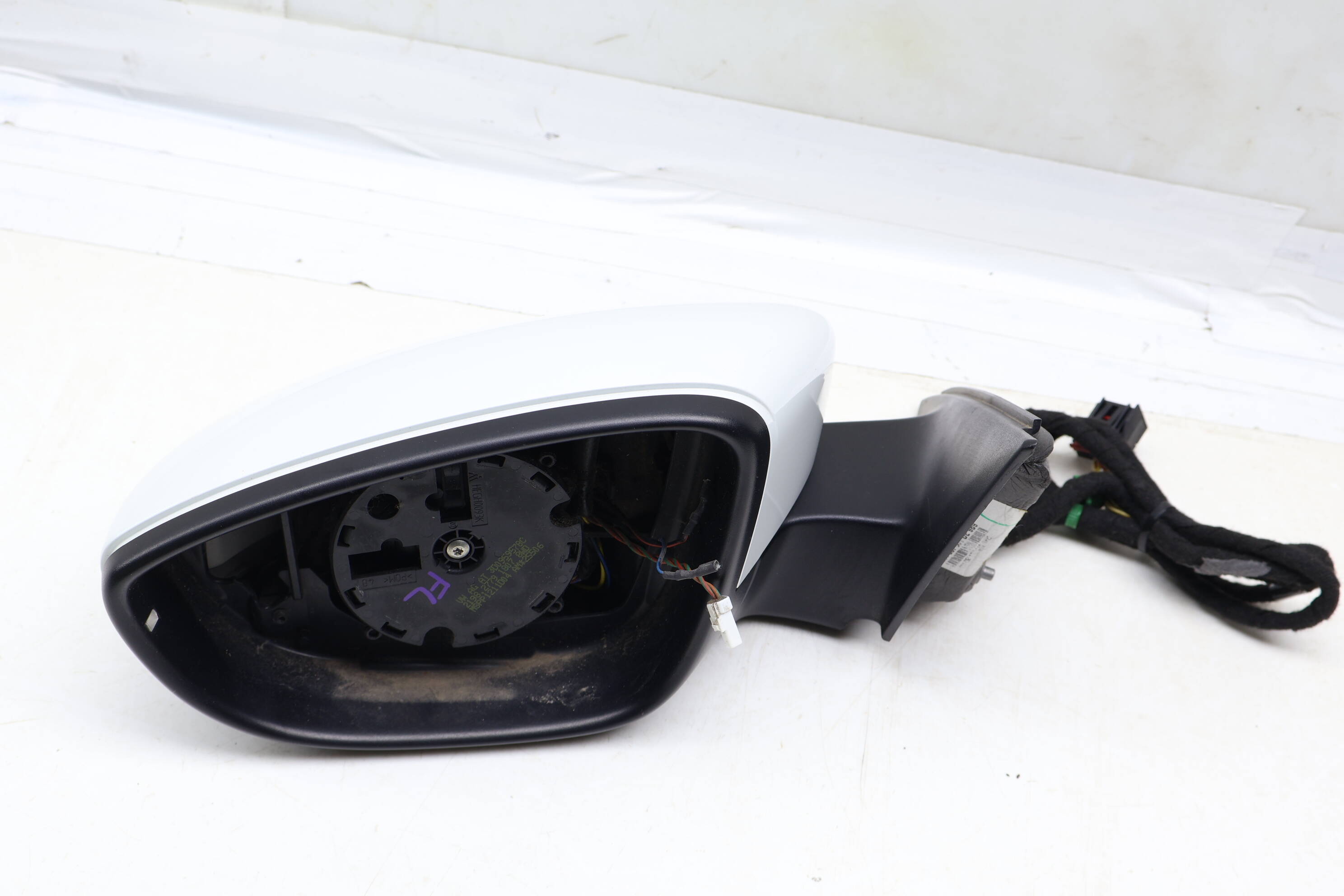 Side View Door Mirror 561857501DE