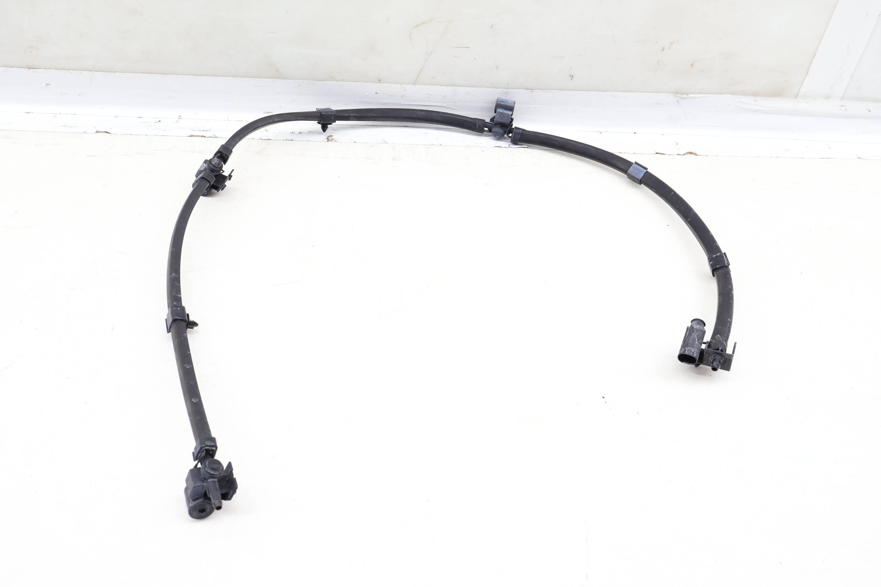 Windshield Washer Fluid Hose / Line 61667292659