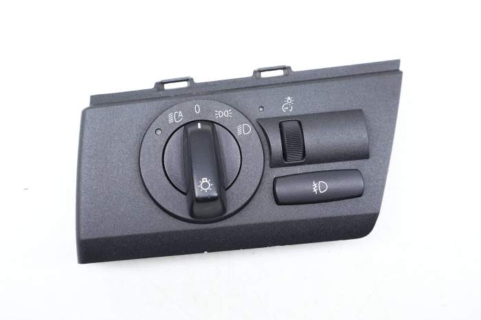 Headlight / Fog Light Switch 61313405709 main product photo
