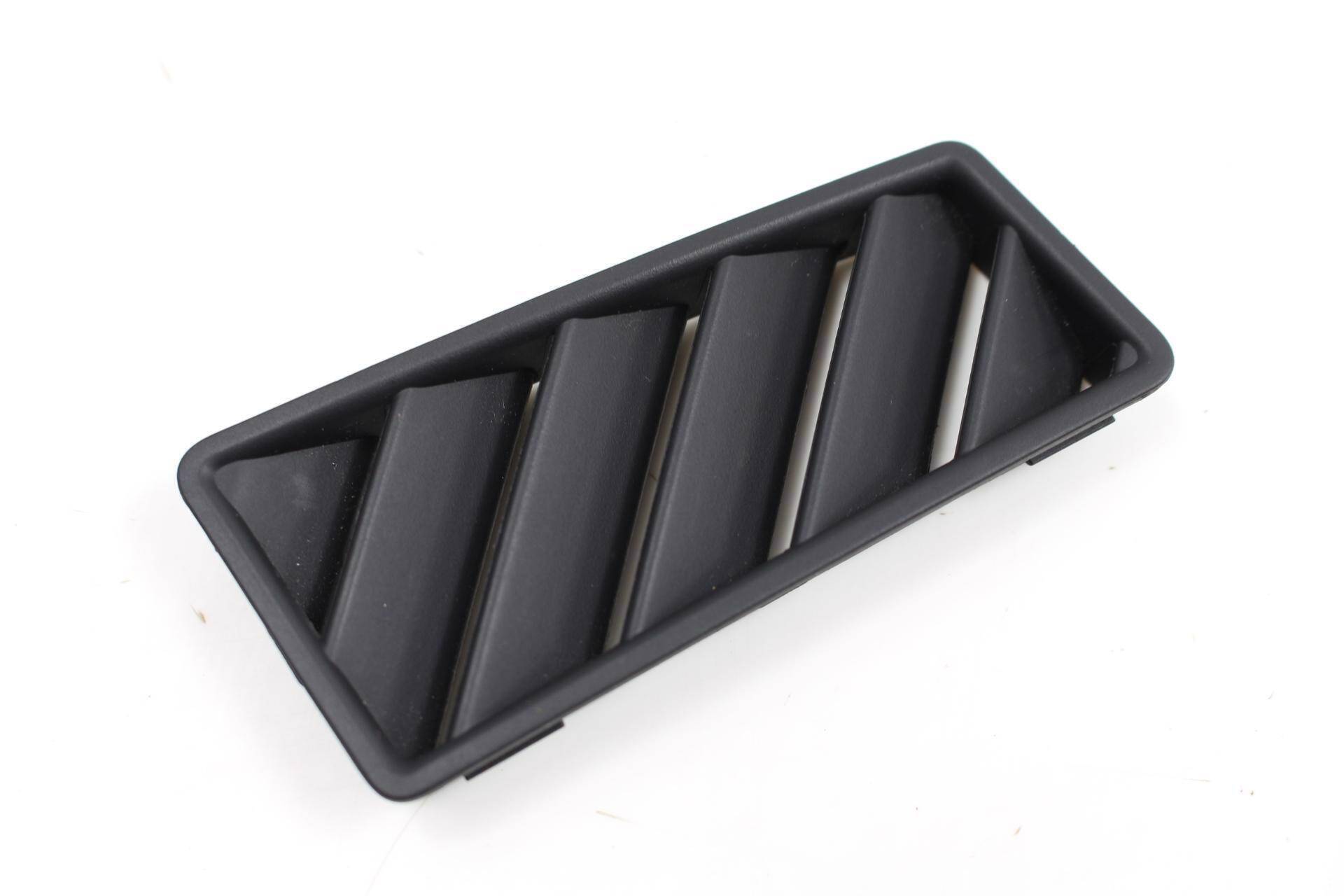 Upper Dash Defrost Air Vent 8E0819793B