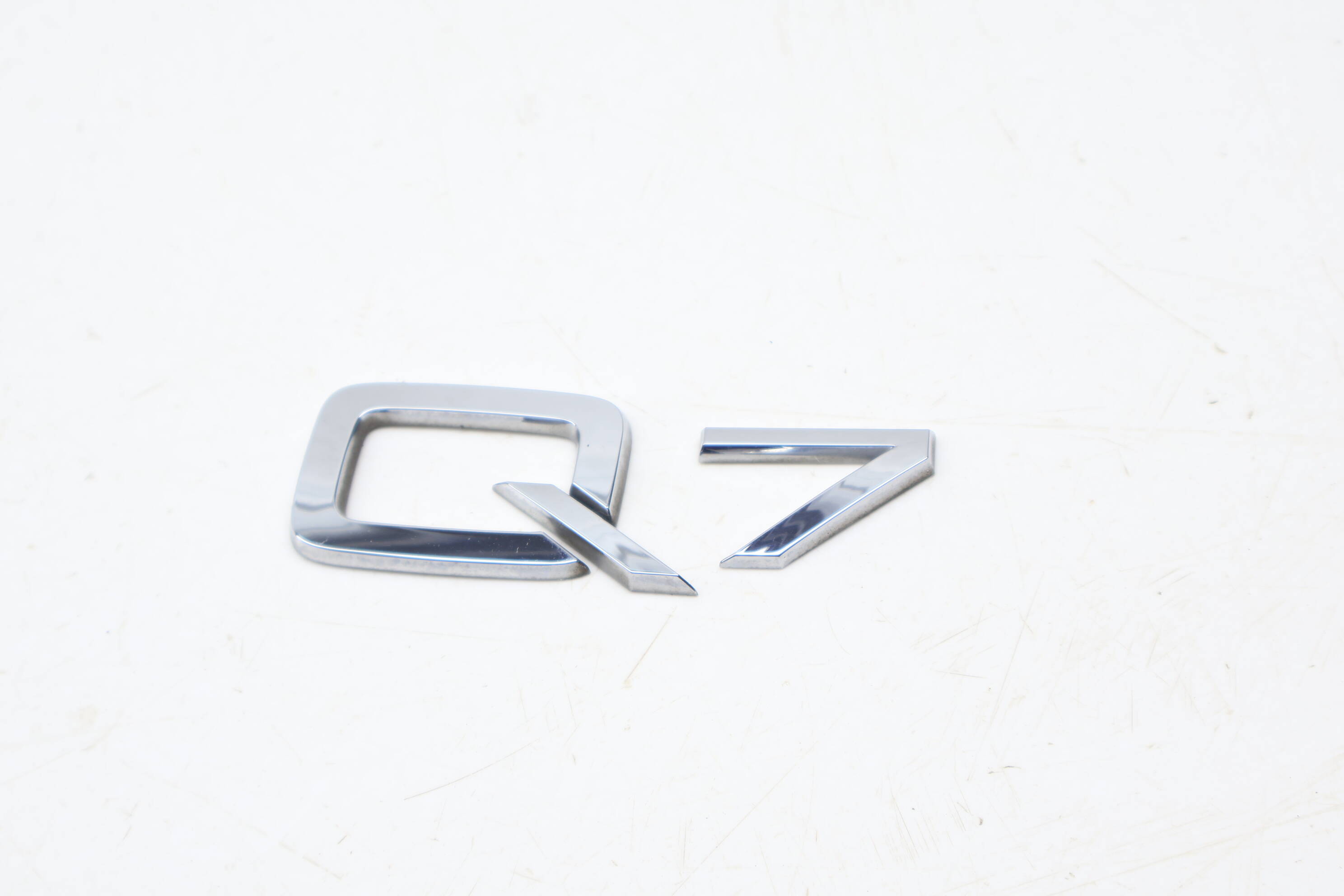 Trunk Emblem / Badge (Q7) 4M0853741