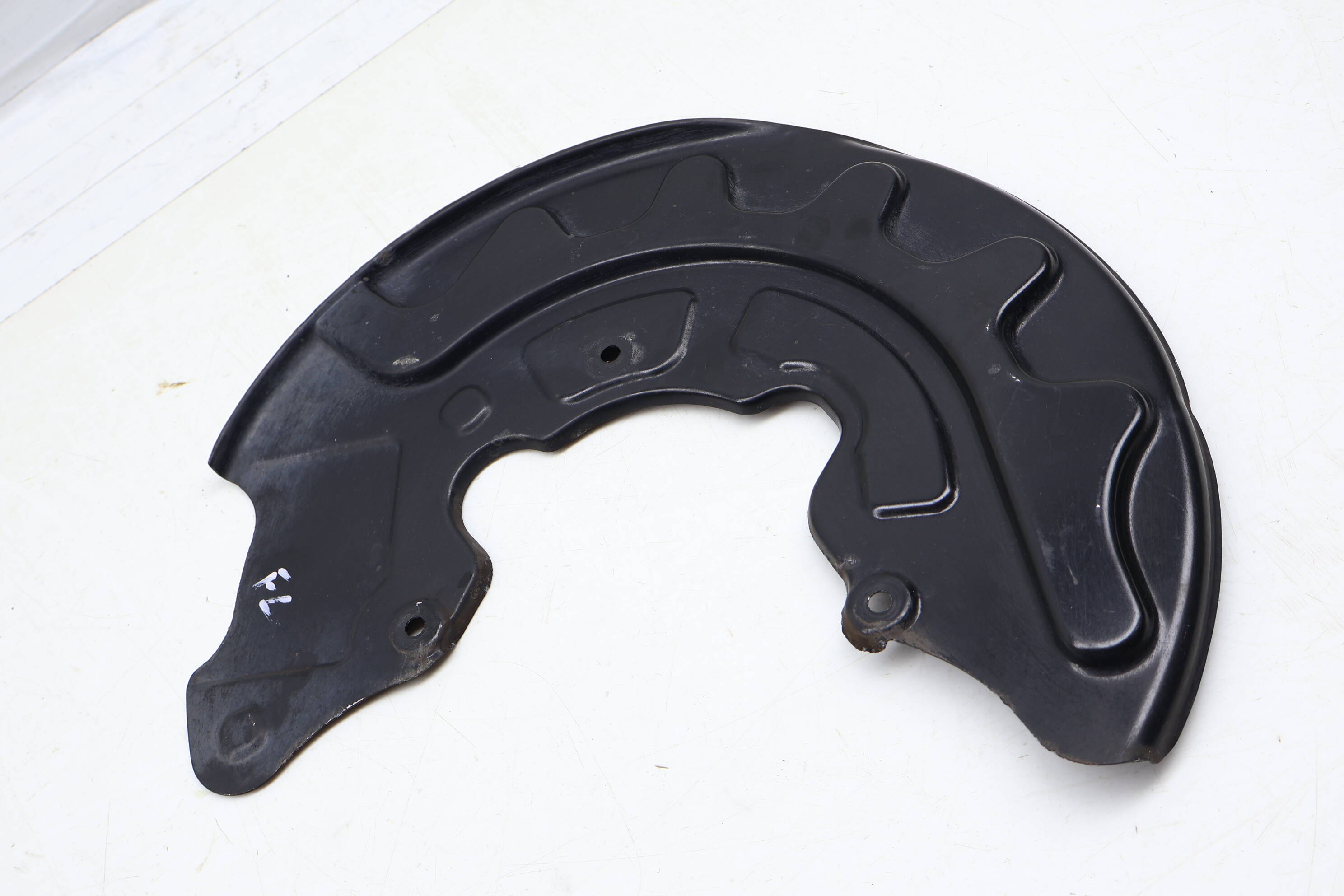 Brake Dust / Splash Shield 3QF615311