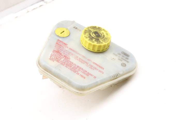 Brake Reservoir / Tank 4E0611301 main product photo