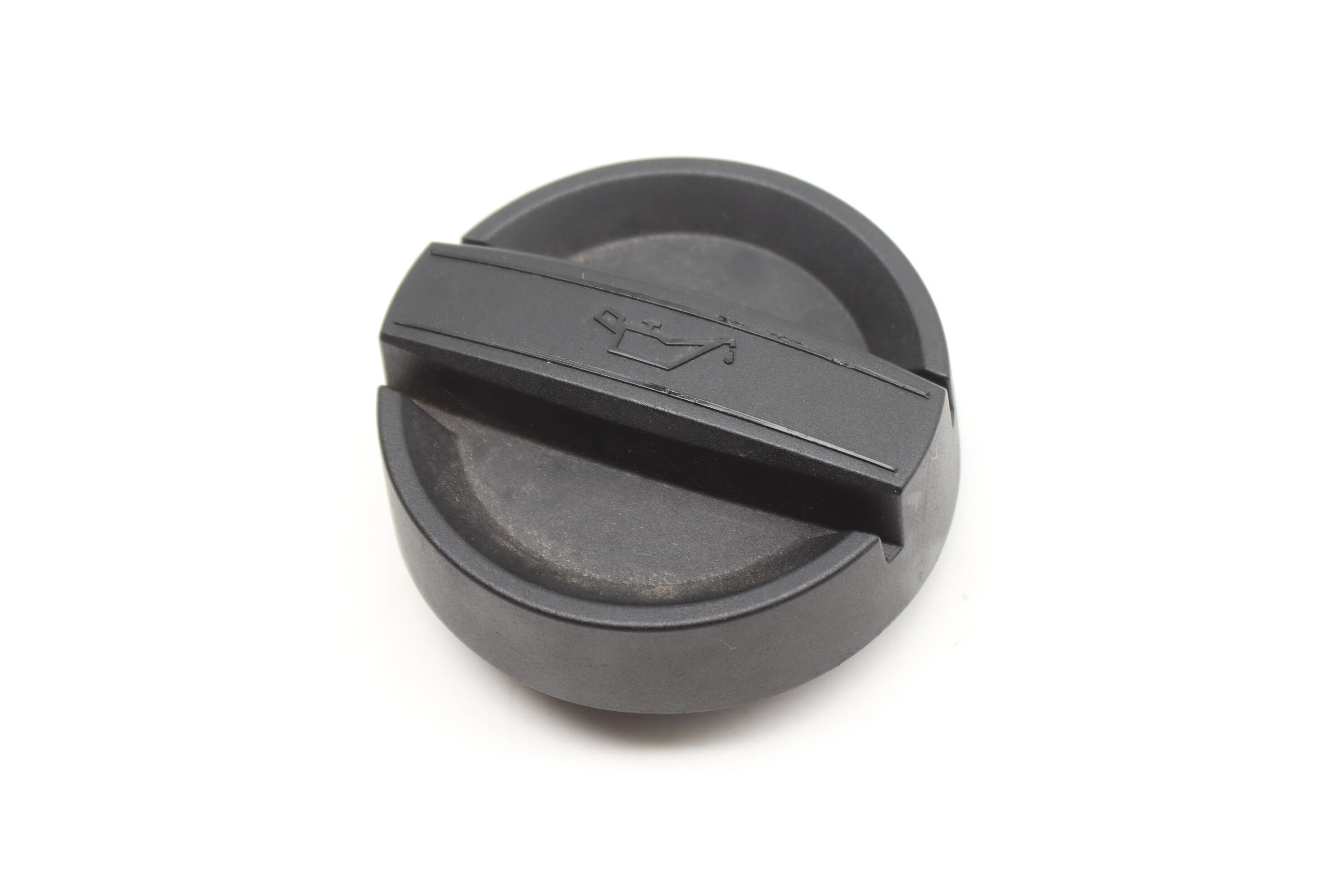 Engine Oil Cap 11128655331
