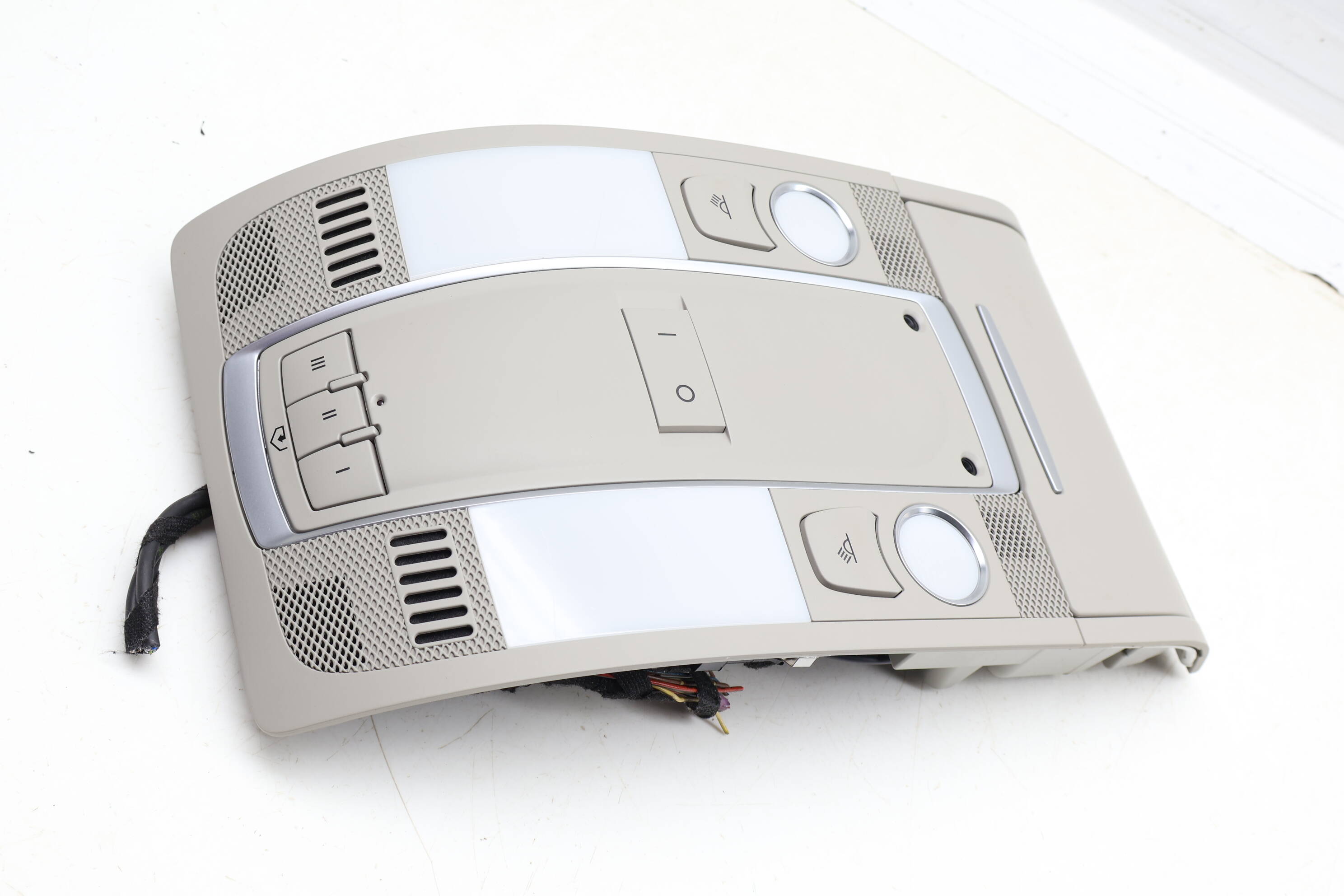 Dome Reading Light / Sun Roof Switch 4L0947135AC