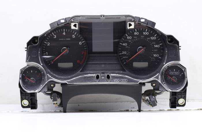 Instrument Cluster / Speedometer 4E0920950G main product photo