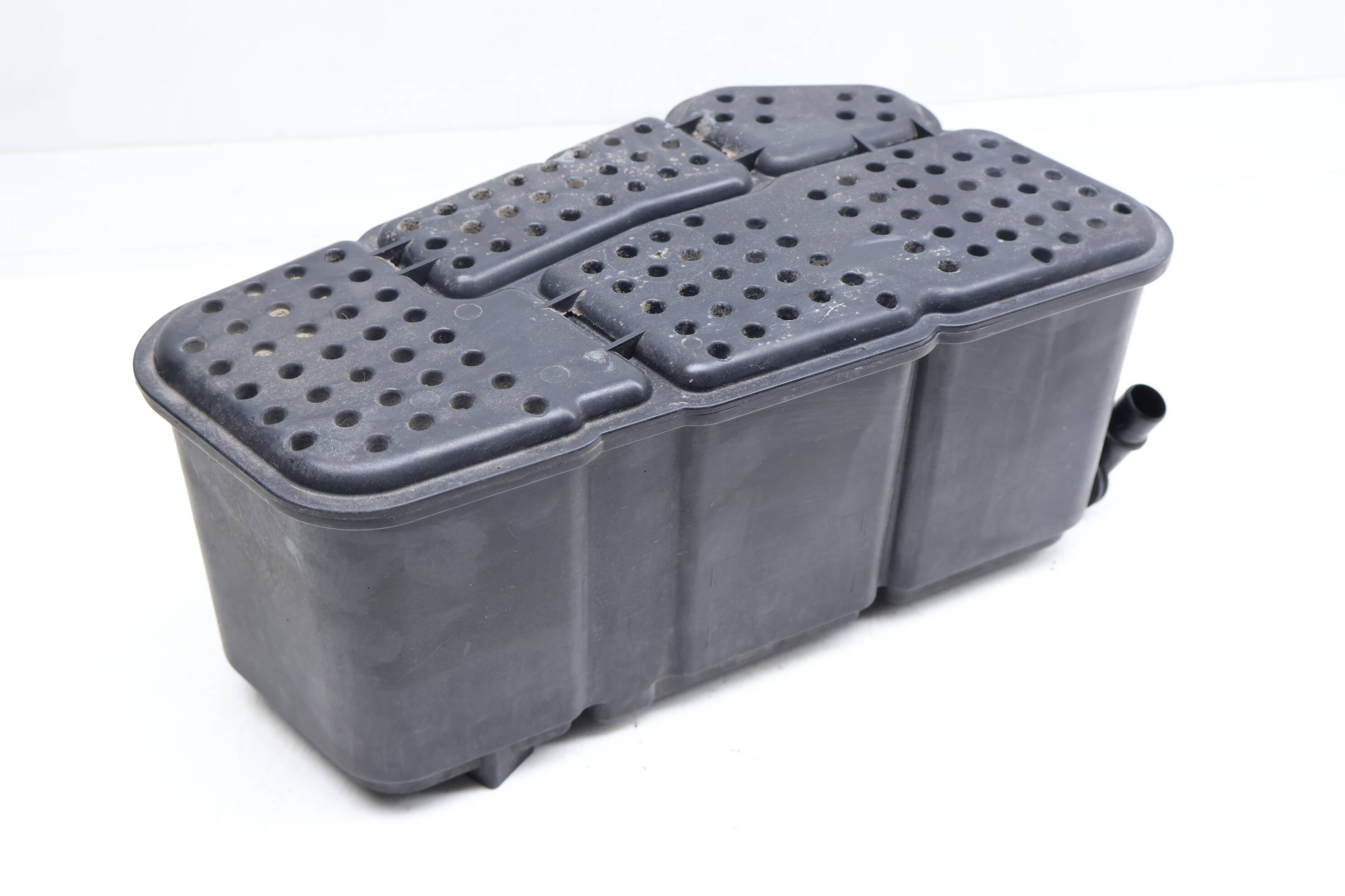 Fuel&#x20;Evap&#x20;Charcoal&#x20;Canister&#x20;80A201797N