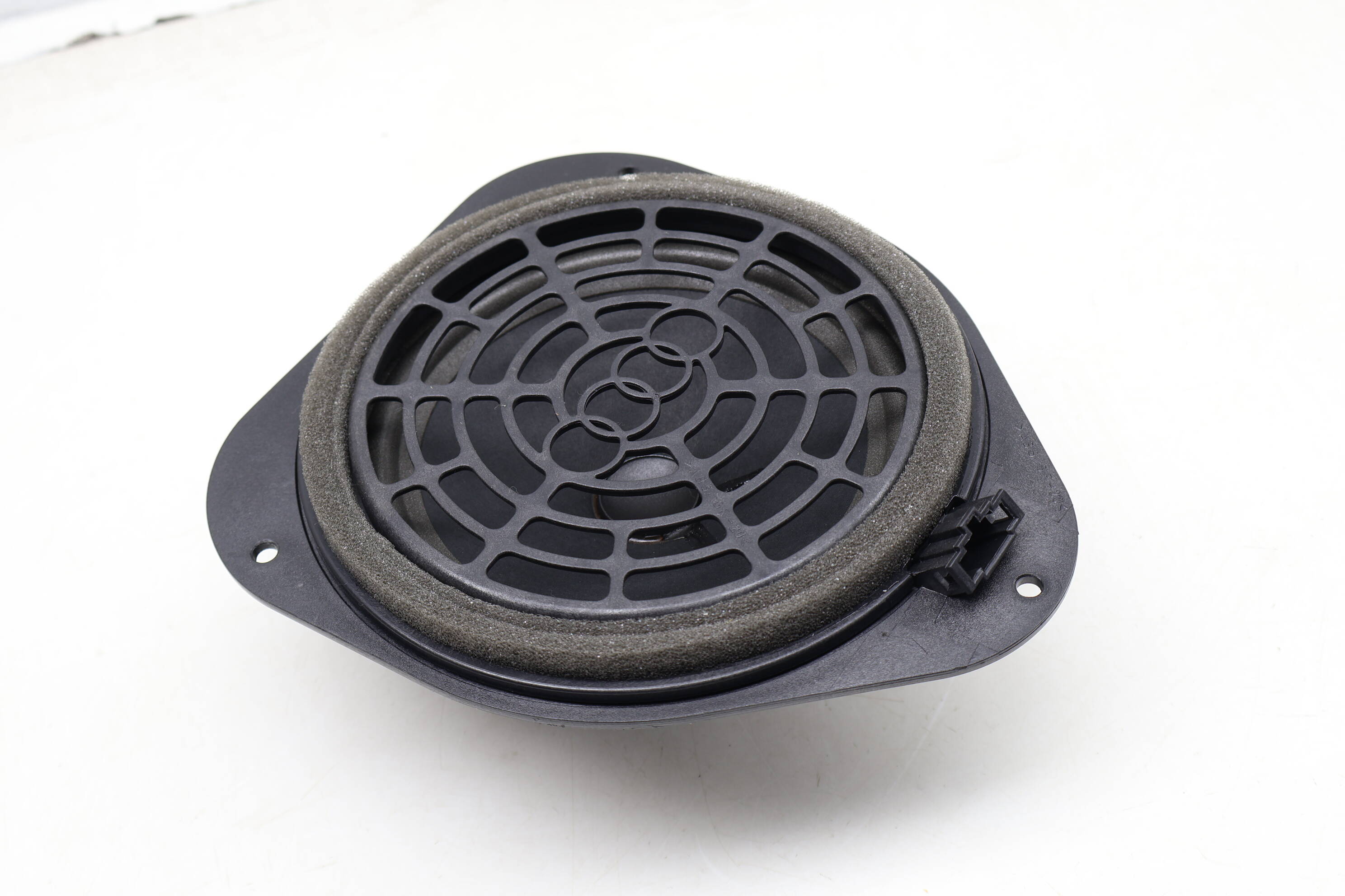 Quarter Panel Speaker (Bang & Olufsen) 8T0035411A