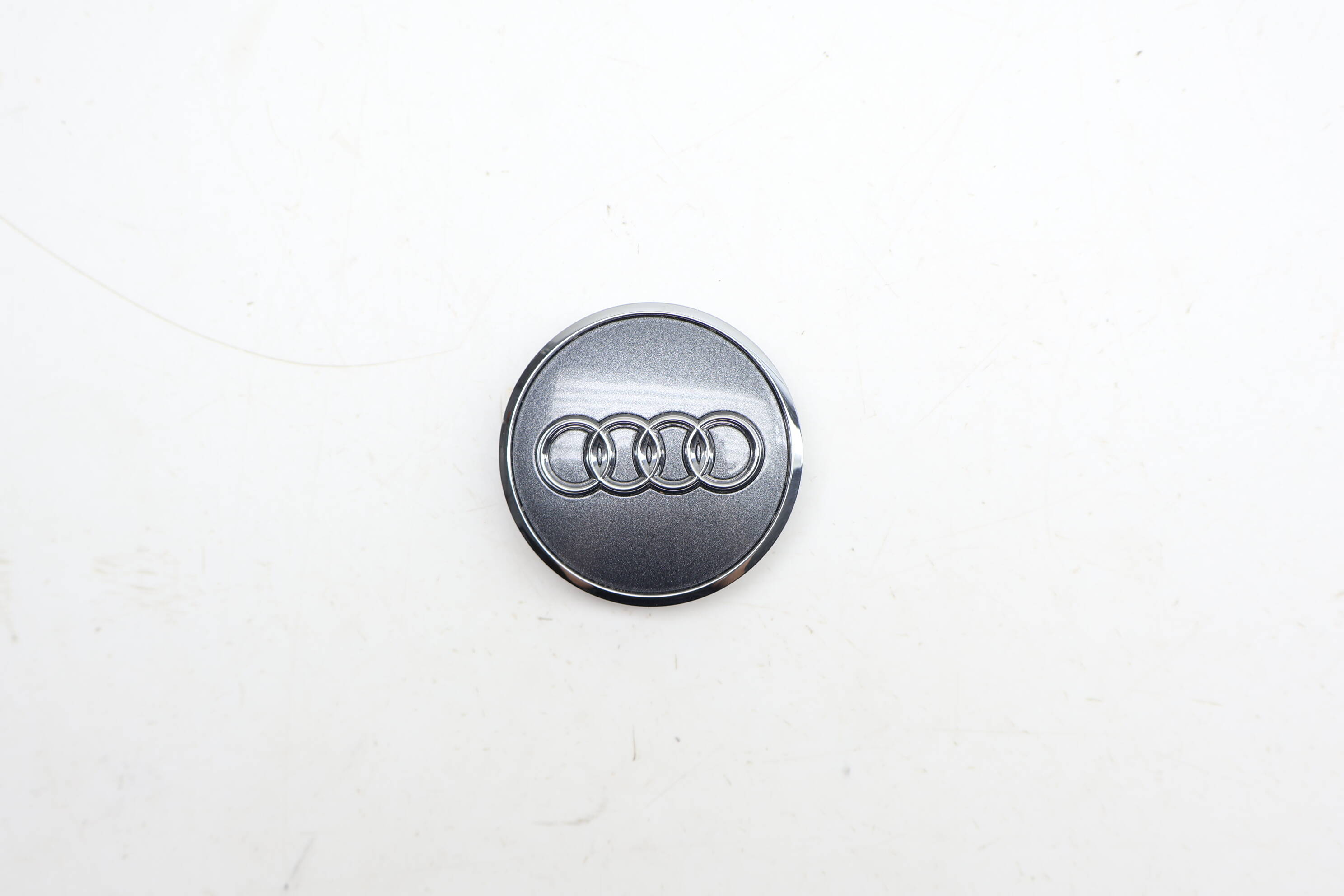 Wheel Center Cap 8W0601170