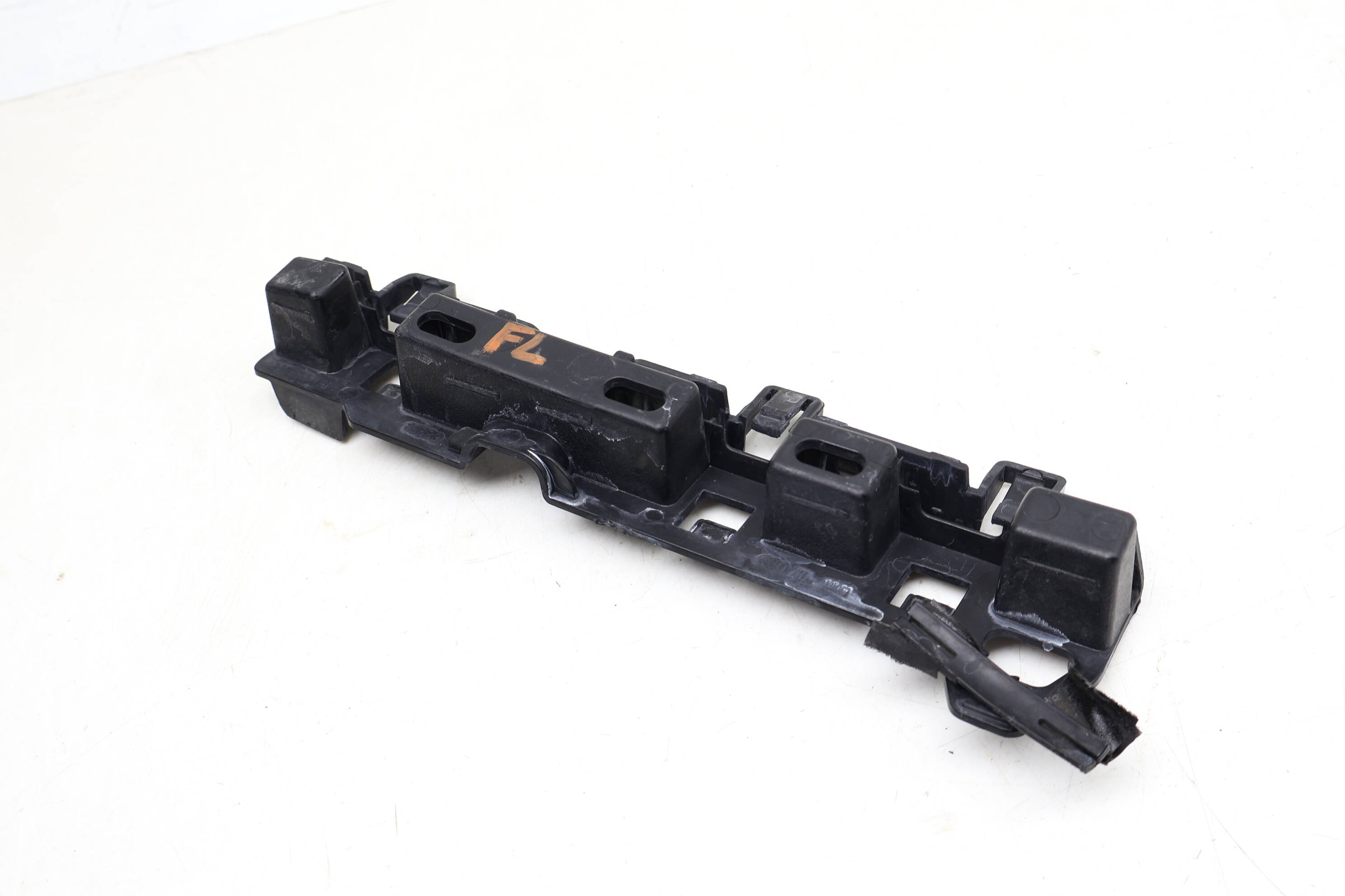 Side&#x20;Skirt&#x20;&#x2F;&#x20;Rocker&#x20;Panel&#x20;Mount&#x20;Bracket&#x20;51777387341