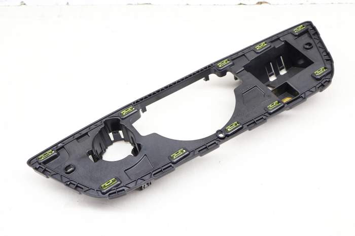 Center Dash Speaker Mount Bracket 4M1857736 main product photo