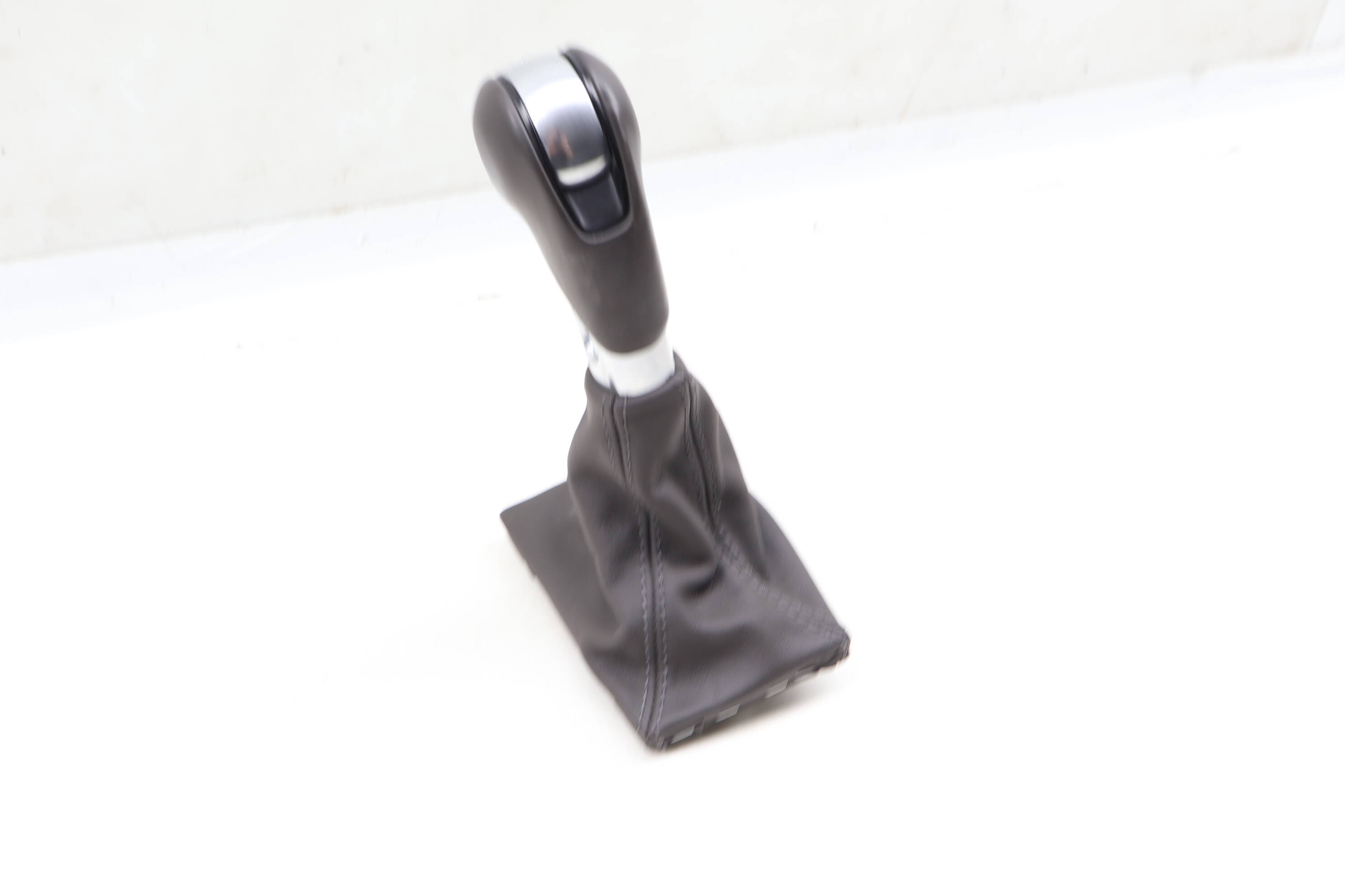 Automatic Shifter Knob W/ Boot 95B713139B