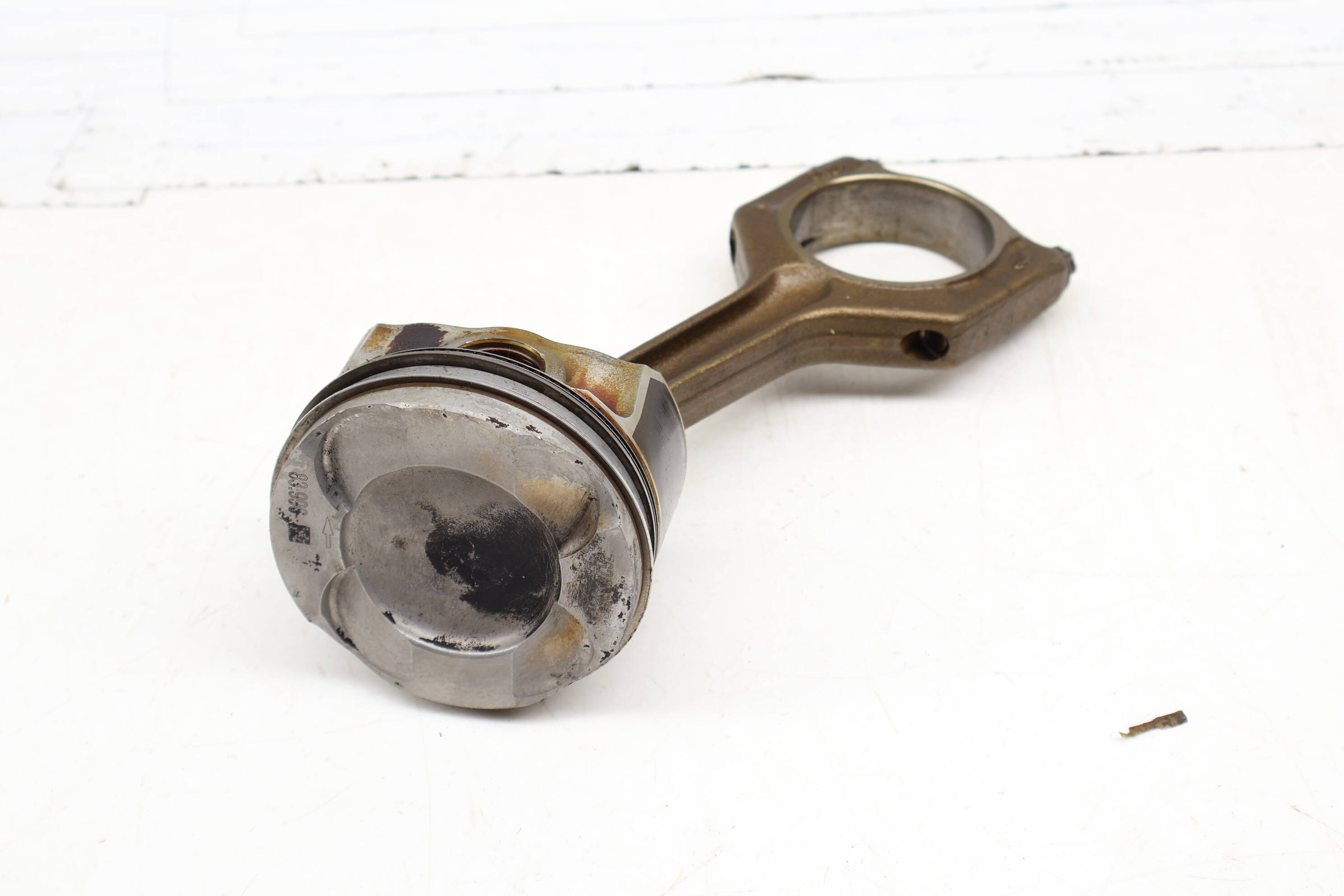Piston W/ Connecting Rod 11247624409