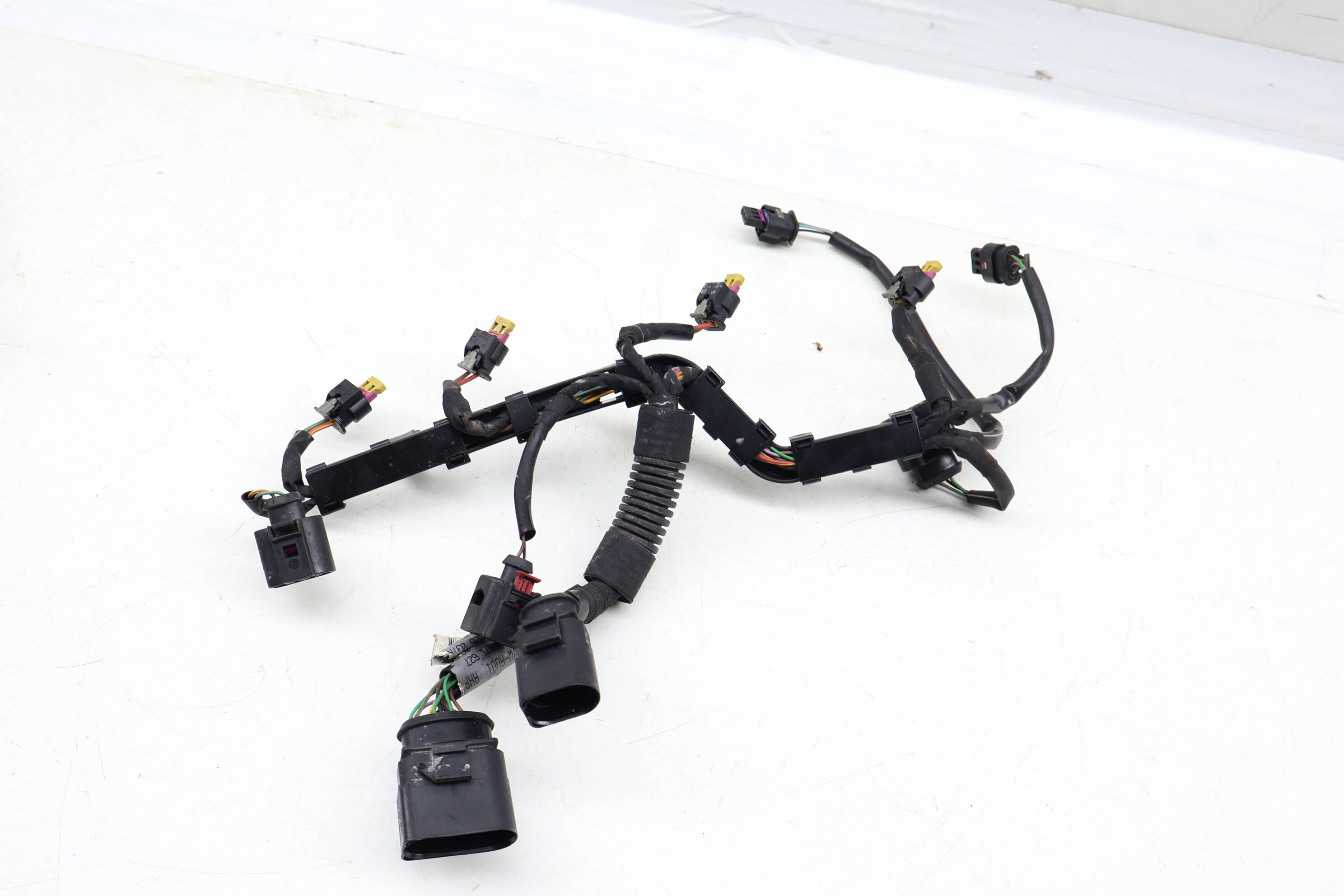 Fuel Injector Wire / Wiring Harness 06H971627