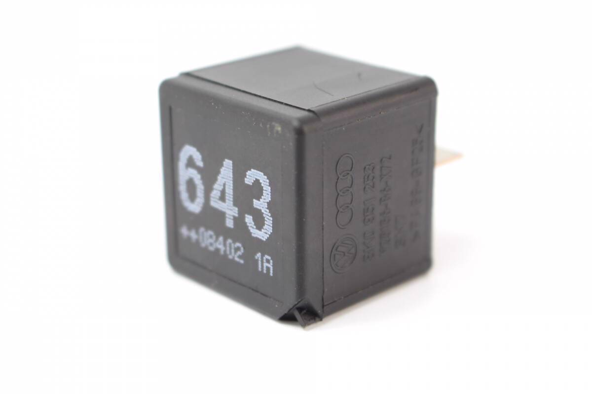 Multifunction&#x20;12V&#x20;40A&#x20;Relay&#x20;&#x23;&#x20;643&#x20;8K0951253