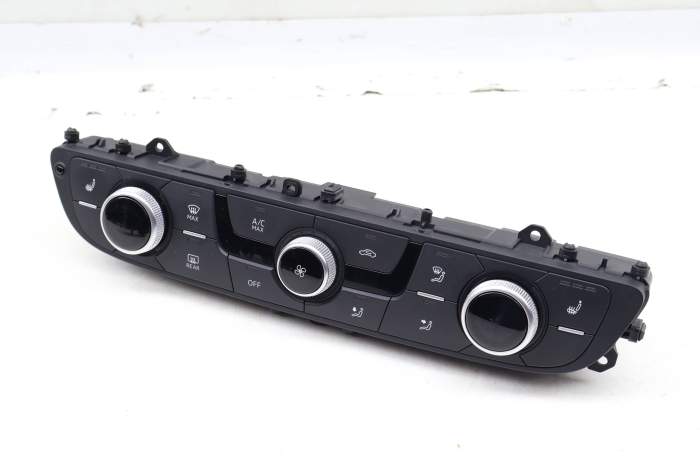 Ac Climate Control / Temp Unit 4M0820043R main product photo