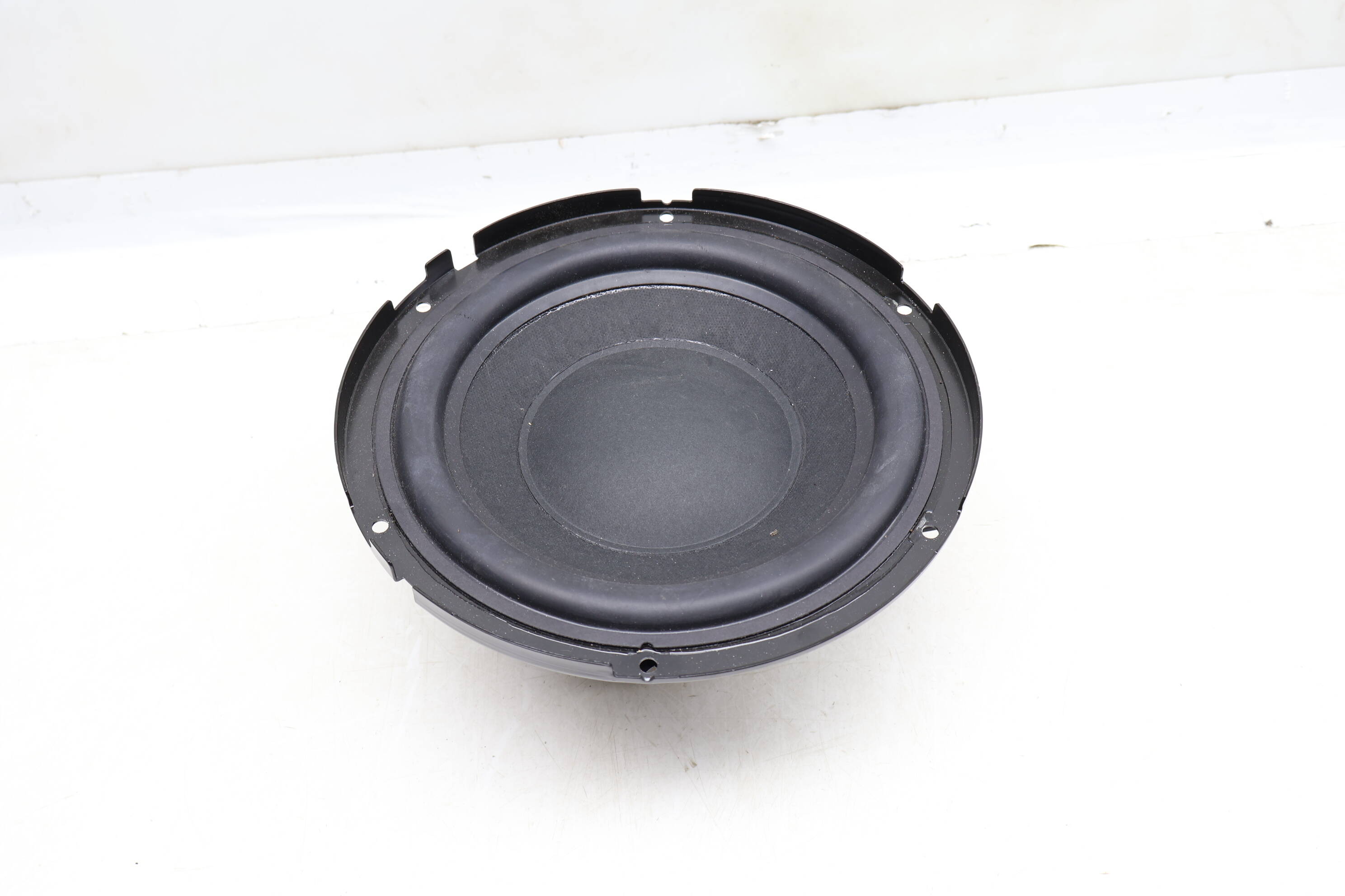 Audi Rear Subwoofer / Bass Box Speaker (Q7) 4M0035621A