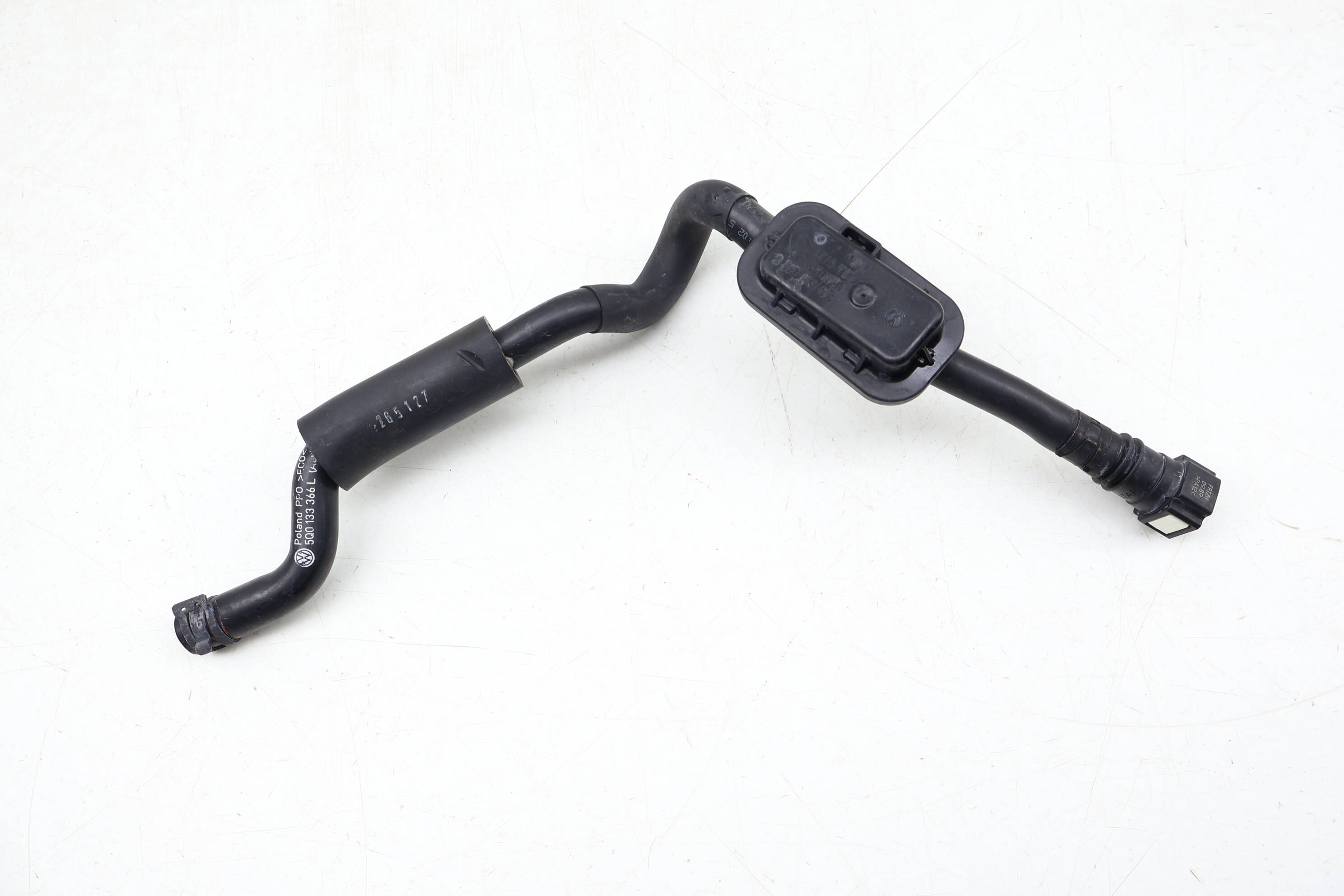 Vacuum / Breather Hose / Line 5Q0133366L