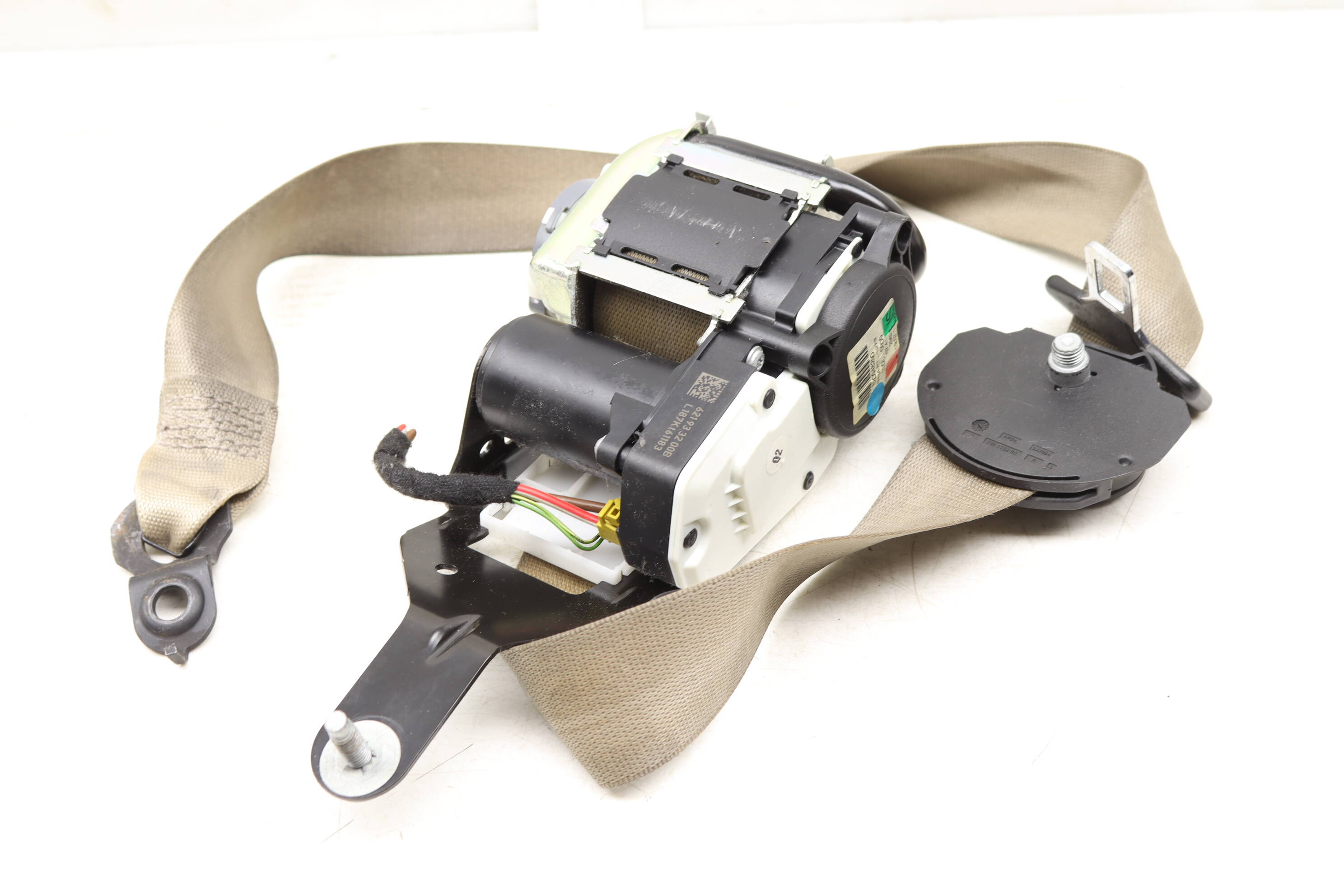 Seat&#x20;Belt&#x20;Retractor&#x20;2128608785