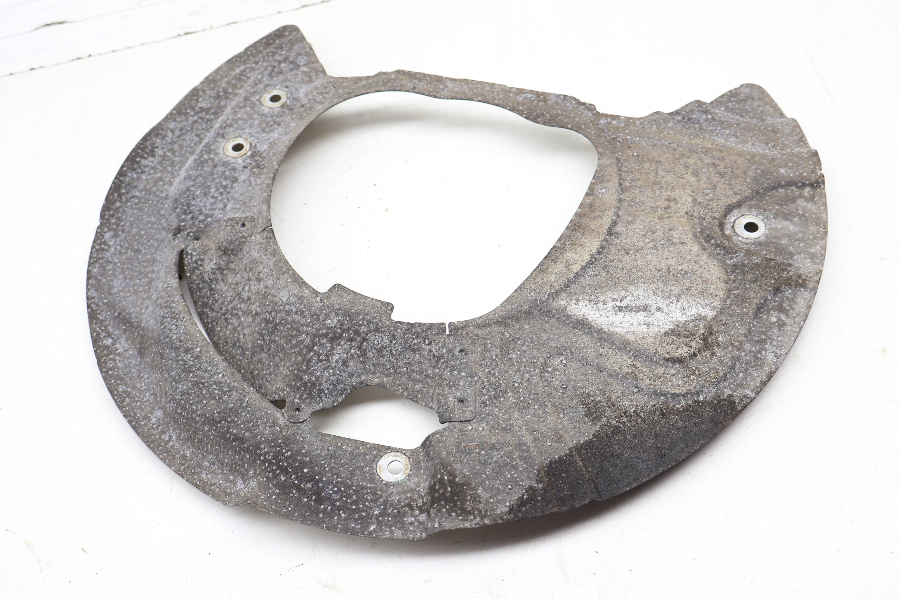 Brake Dust / Splash Shield 34116857977