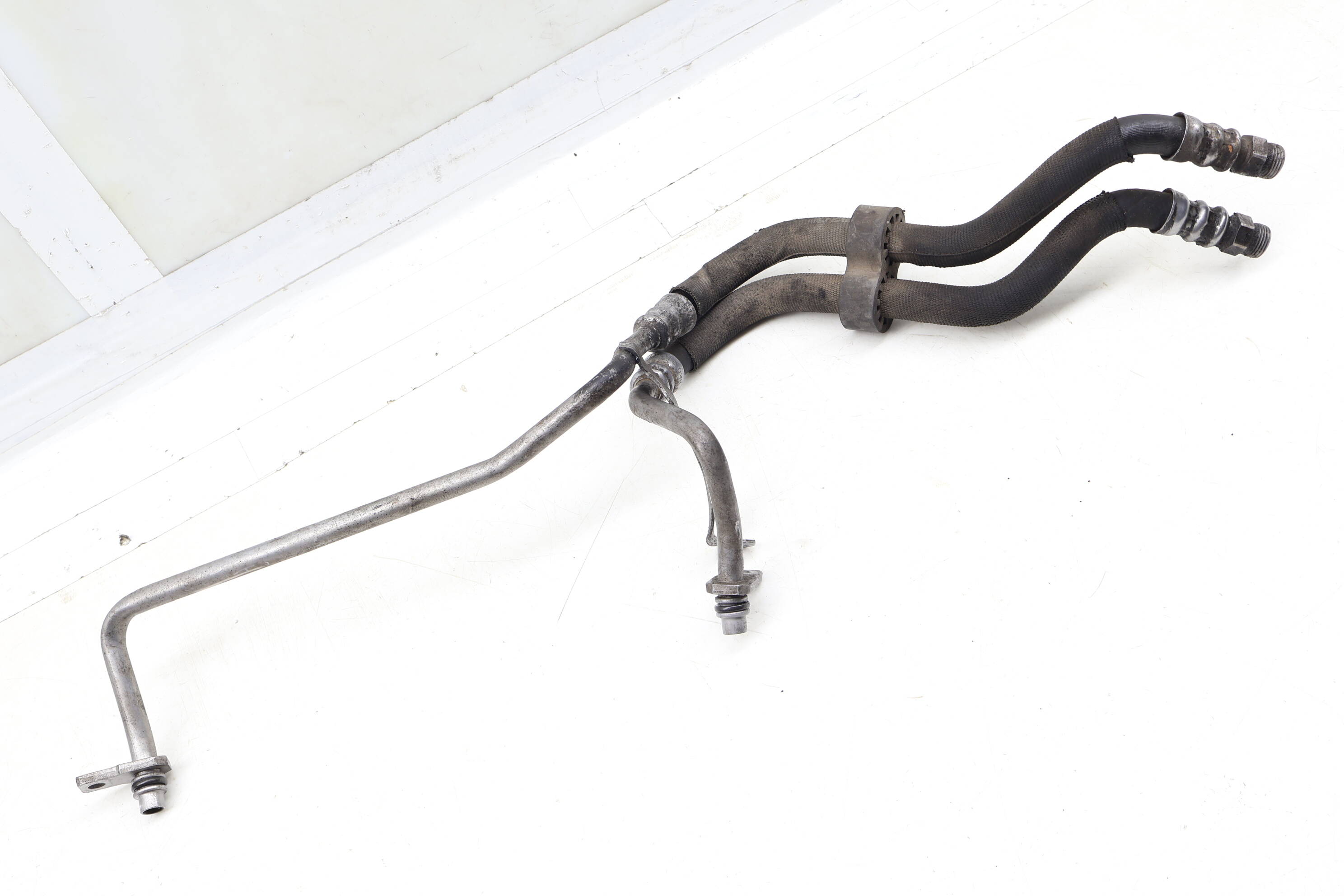 Transmission Oil Cooler Pipe / Line Set 8K0317819AD