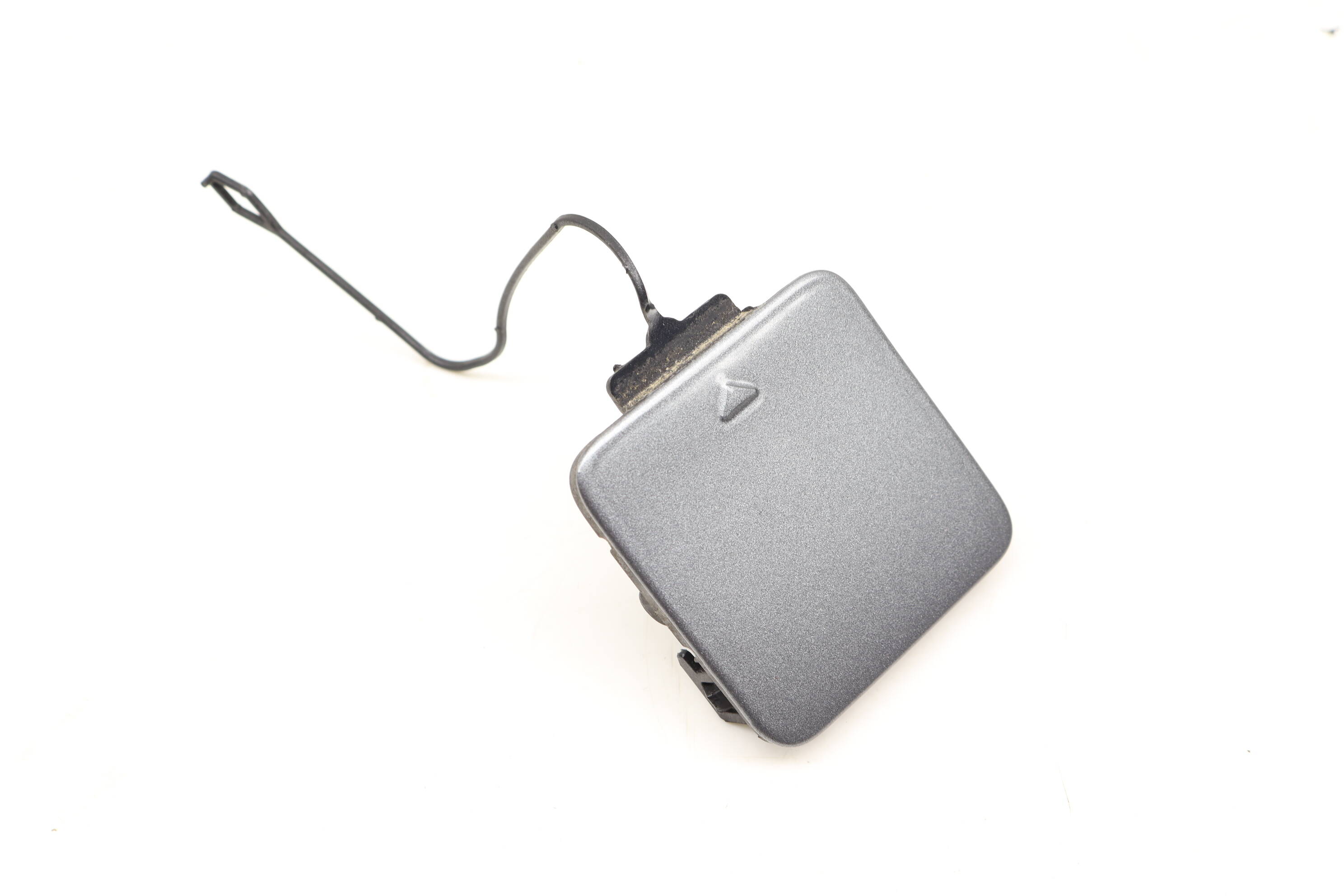 Bumper&#x20;Tow&#x20;Hook&#x20;Cover&#x20;&#x2F;&#x20;Cap&#x20;51127183881