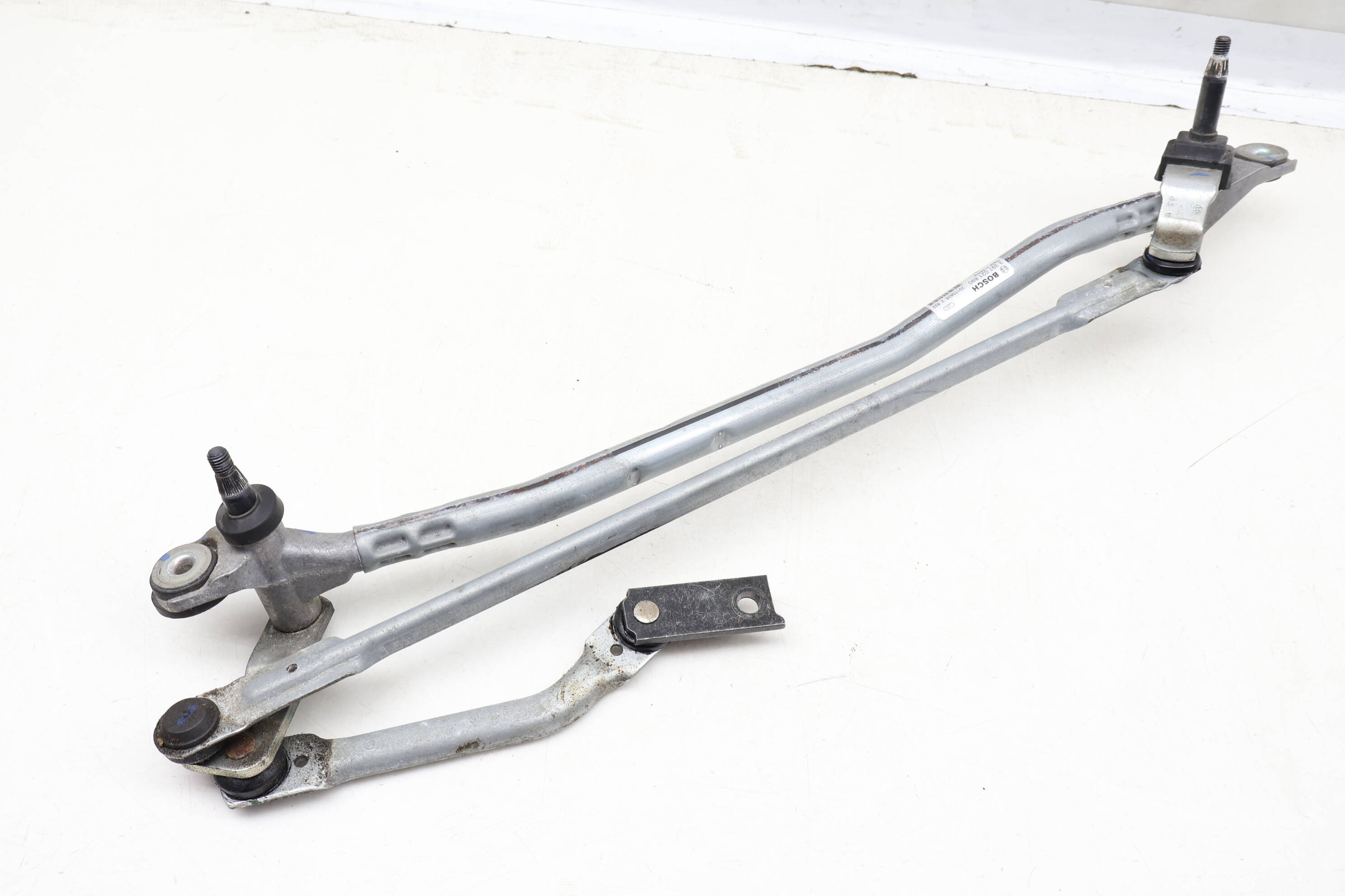 Windshield Wiper Transmission / Bracket 4G1955023C