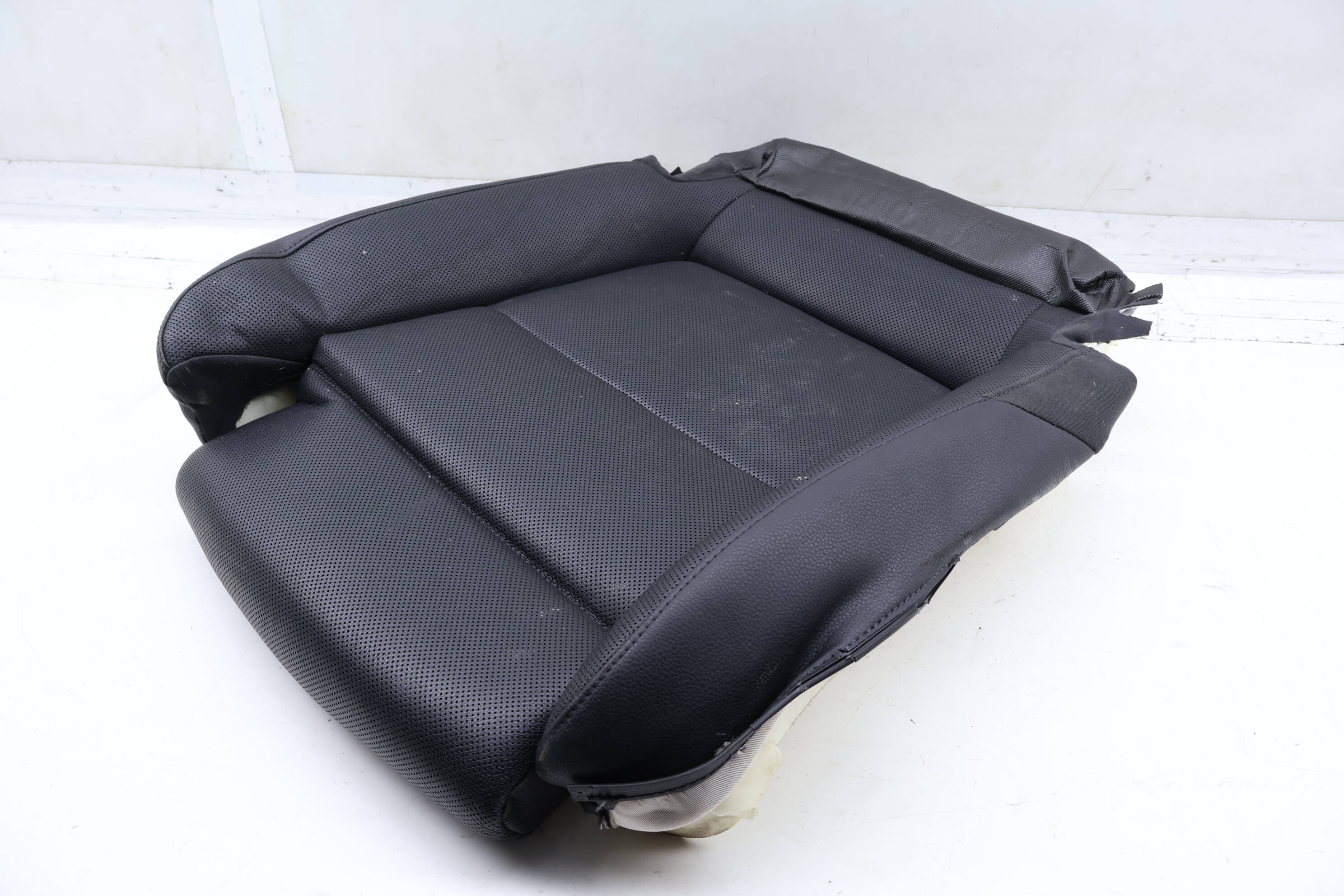 Lower Seat Bottom Cushion 97052116269