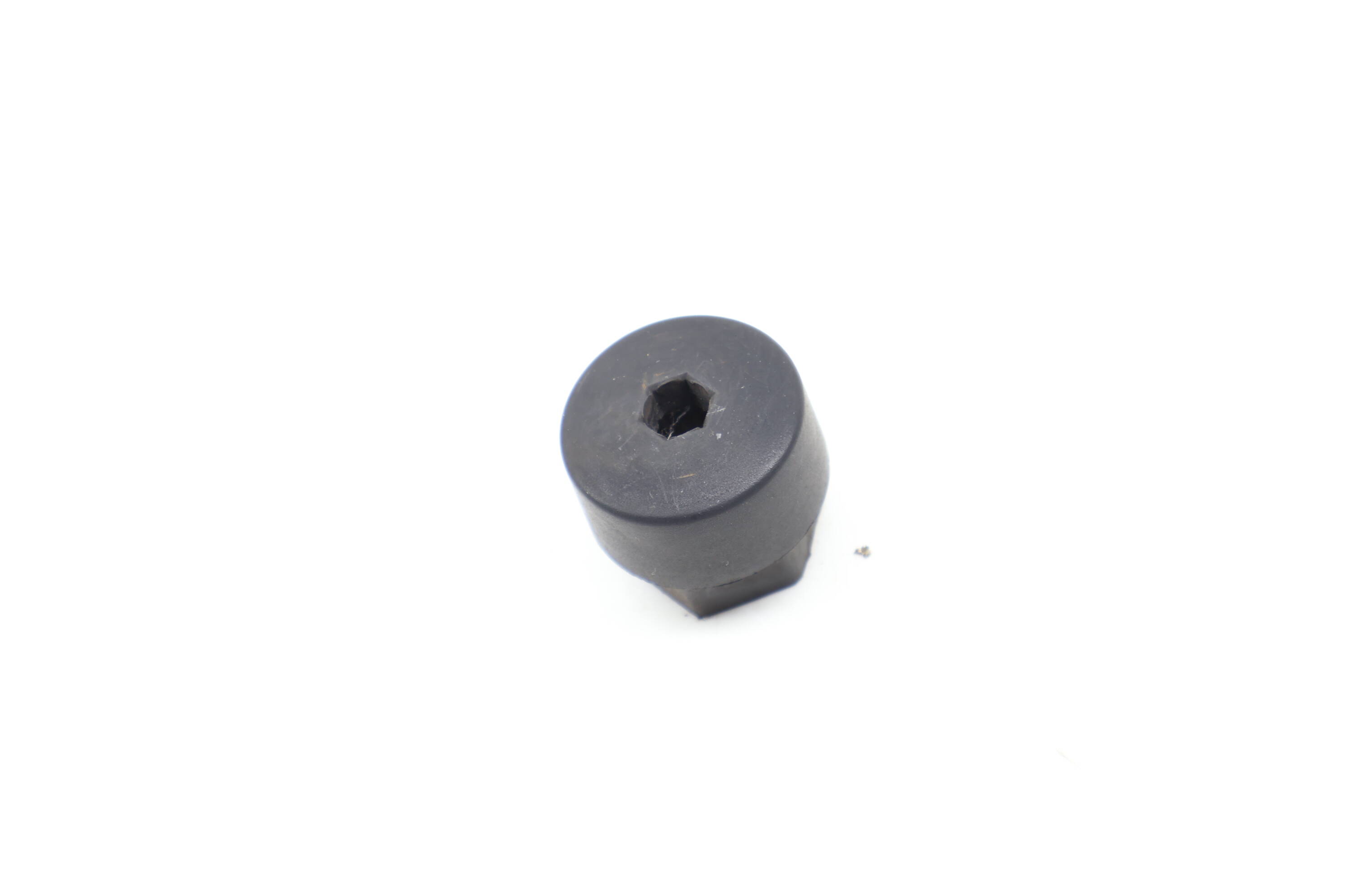 Lug Nut / Bolt Cover / Cap 7D0601173A