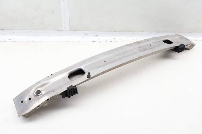 Bumper Reinforcement Bar / Impact Beam 8W0807113 main product photo