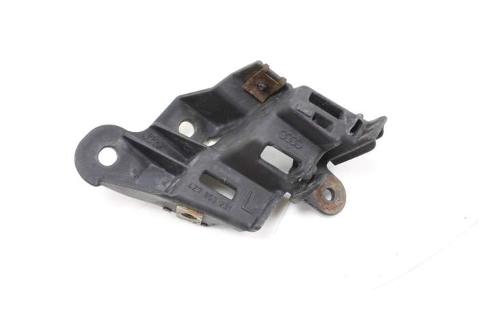 Rocker Panel / Side Skirt Mount Bracket 4Z7853231 main product photo