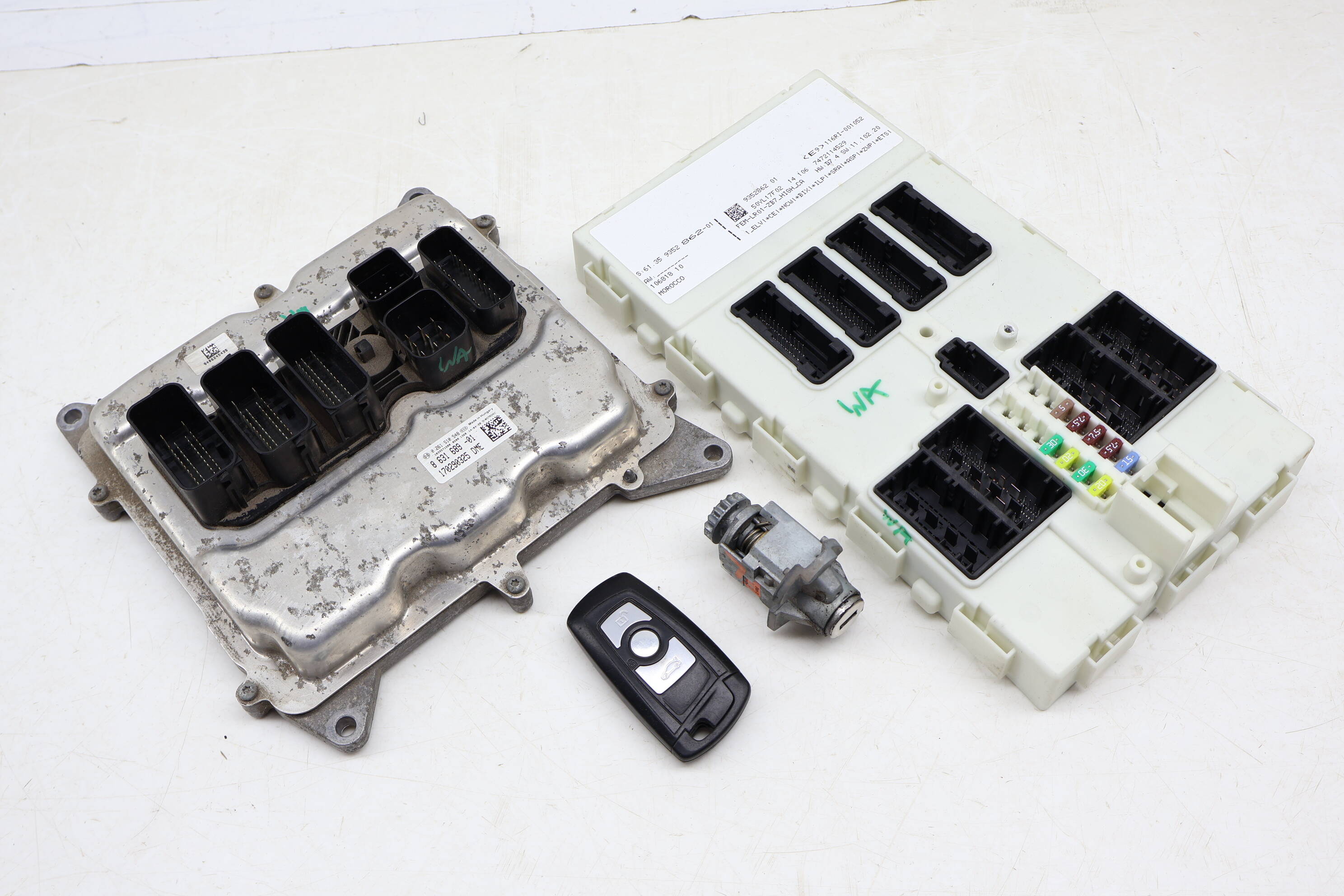 Ecu Dme / Fem Module / Lock Cylinder W/ Key 12148631689