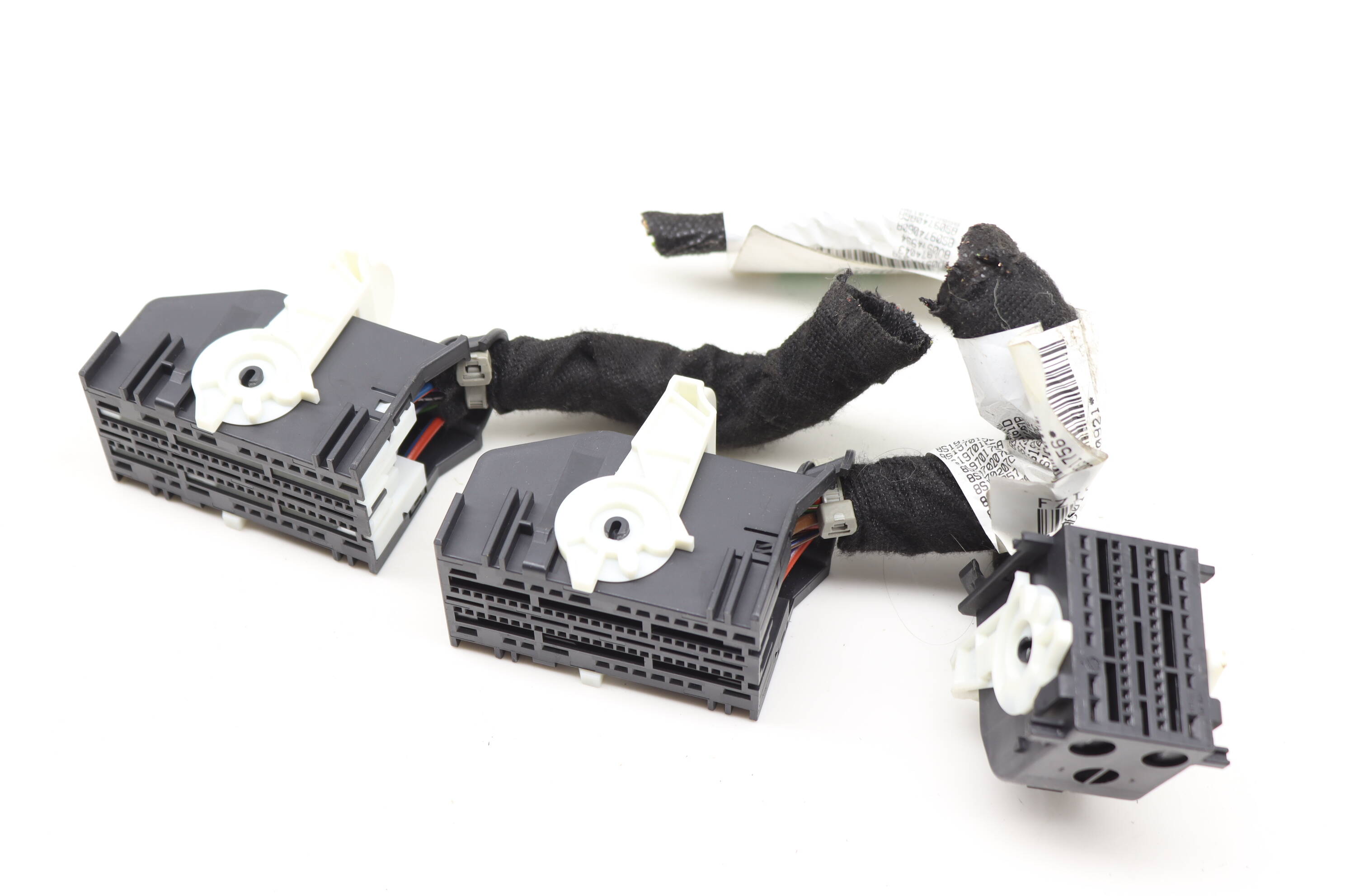 Onboard Supply Control Module Wiring Connector / Pigtail