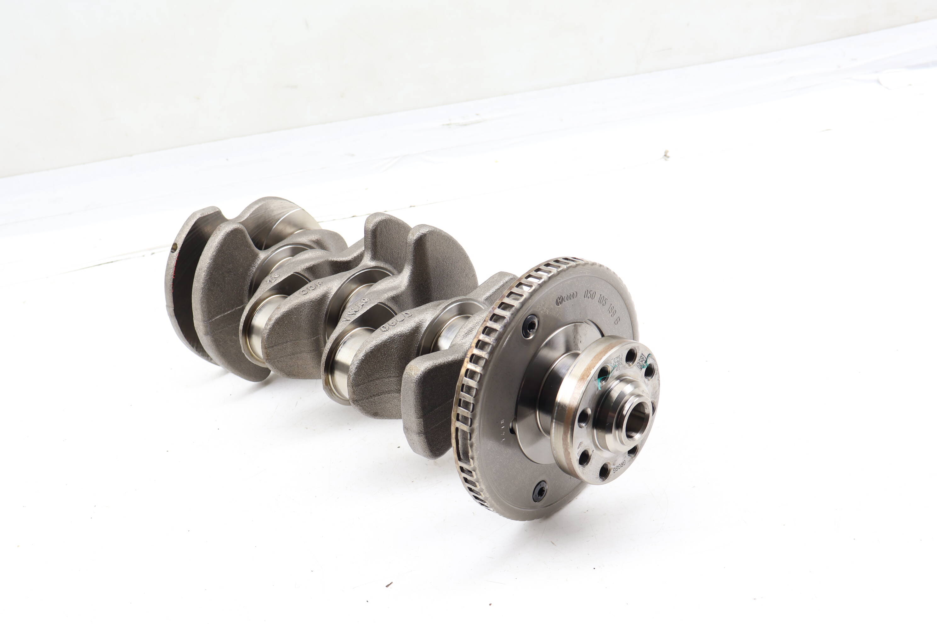 Crankshaft / Crank Shaft 06L105101D 95810510100