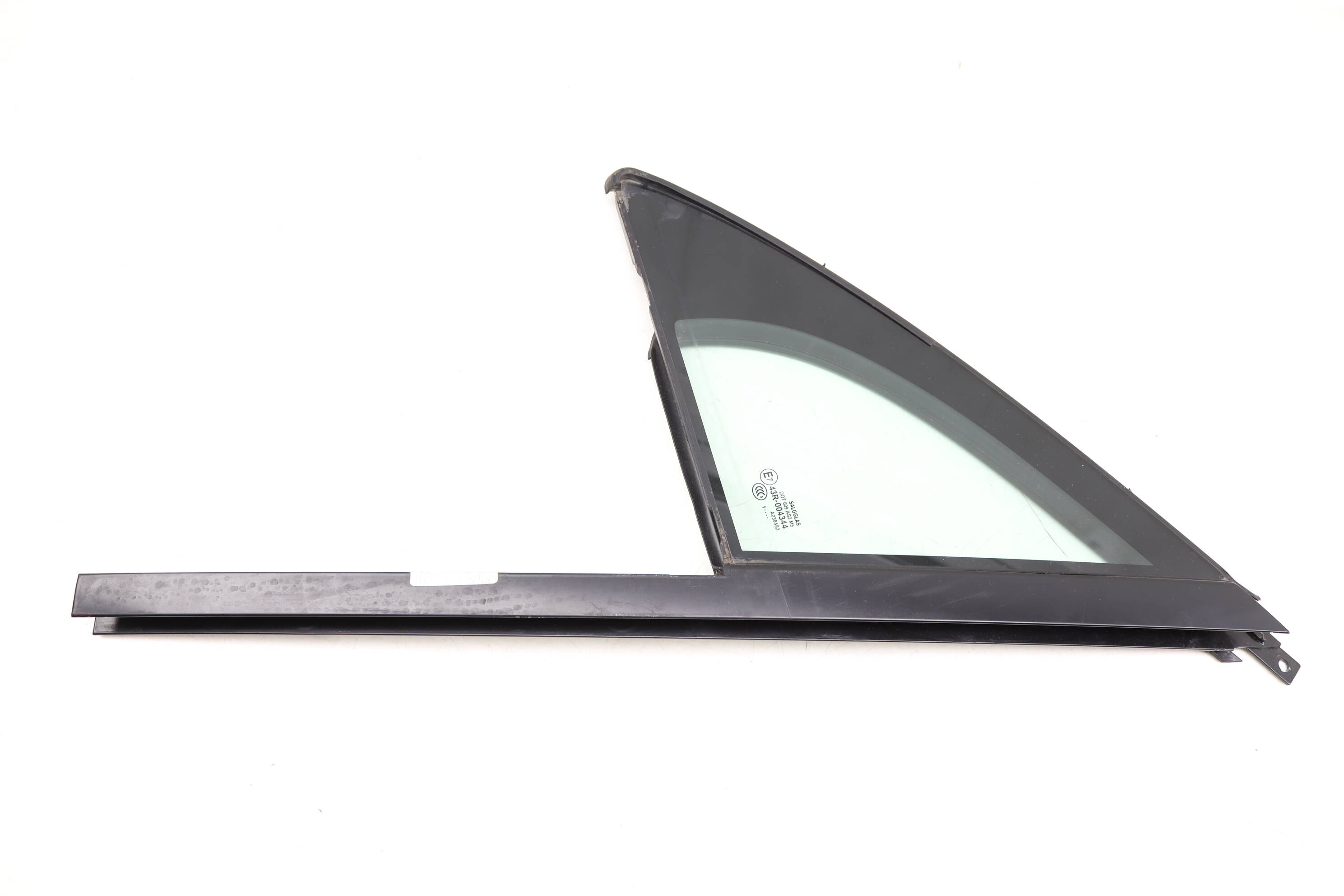 Door&#x20;Quarter&#x20;Window&#x20;Glass&#x20;&#x2F;&#x20;Seal&#x20;7P0845113D&#x20;95854231101