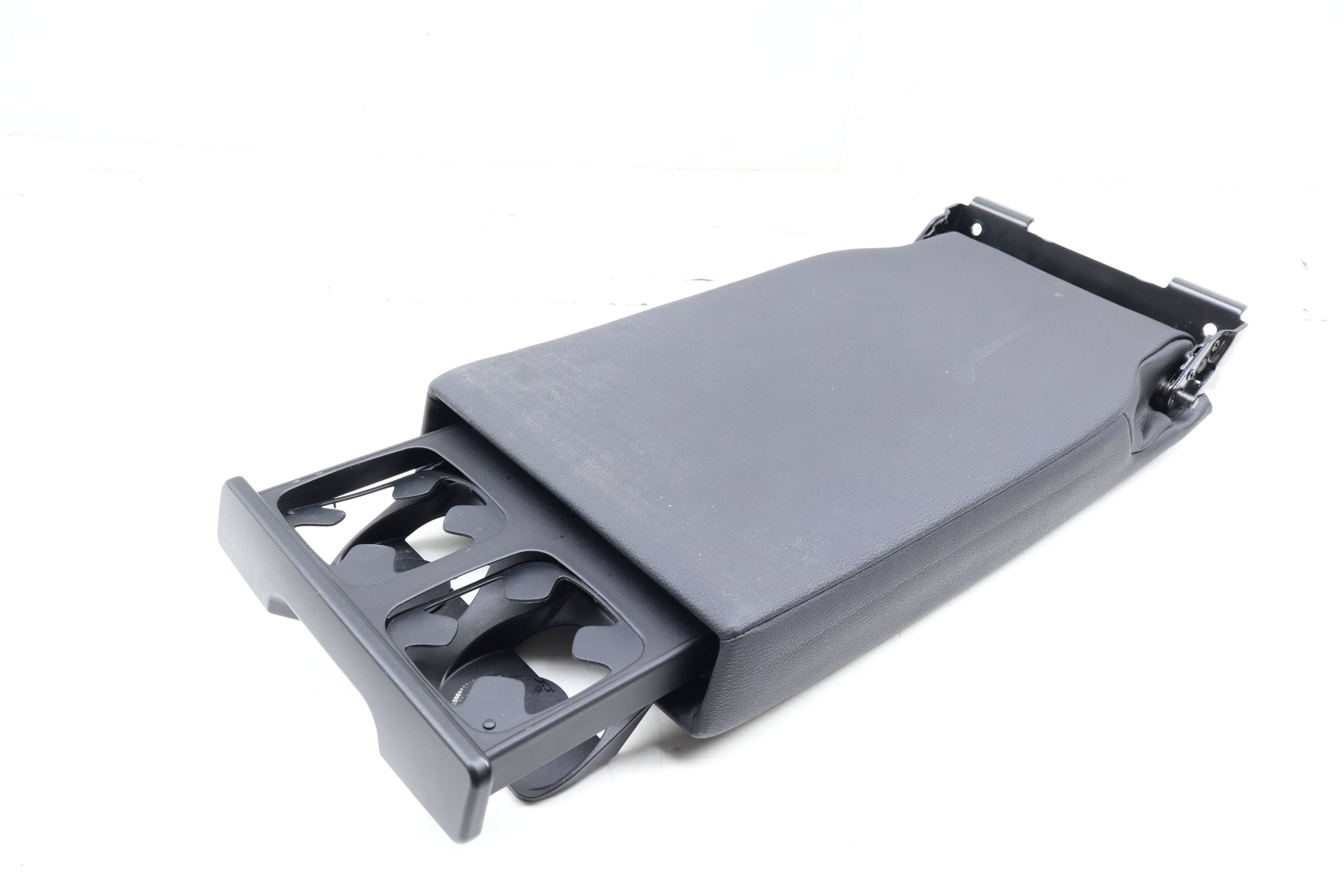 Center Seat Armrest / Cup Holder 52207152282