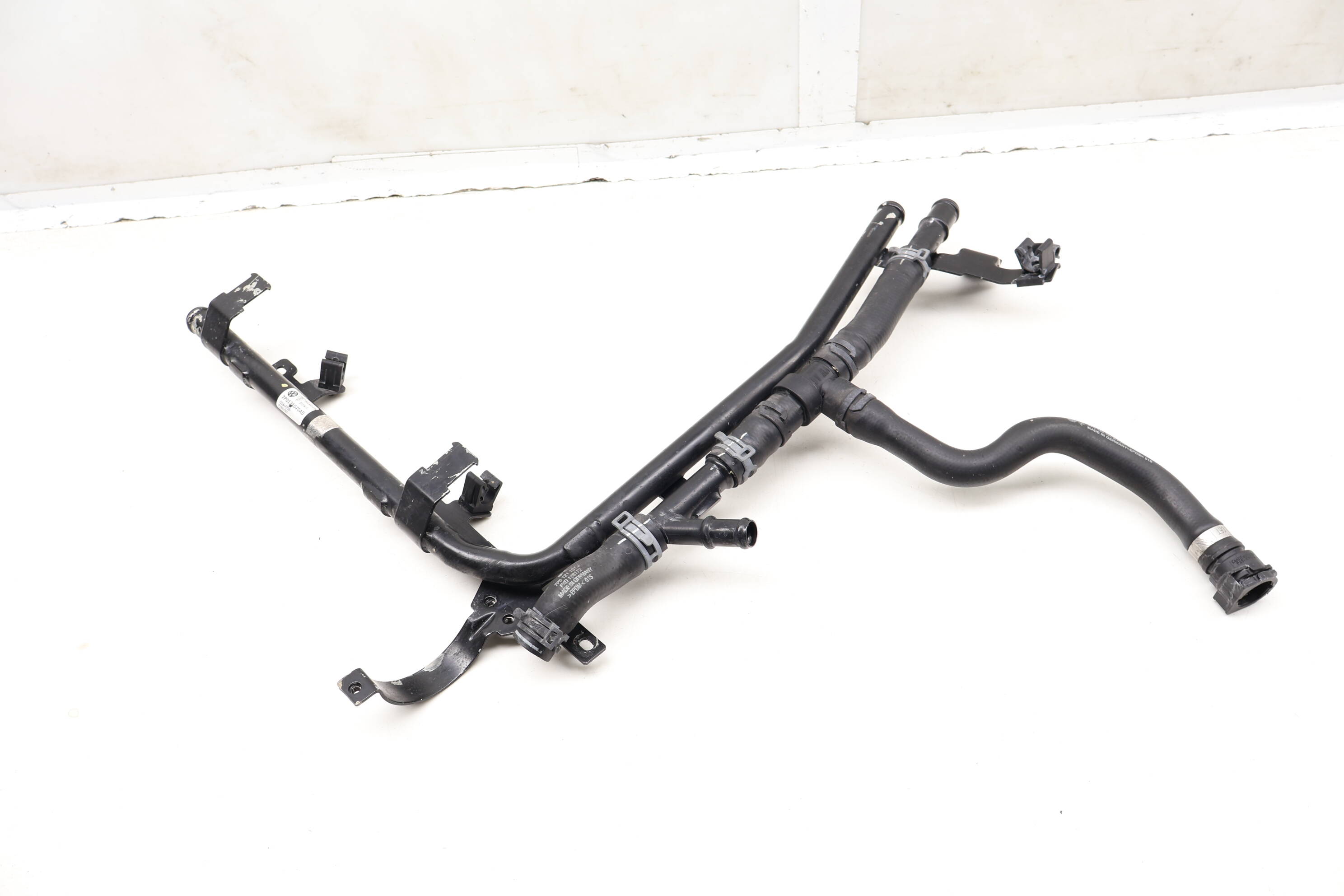 Coolant Pipe / Tube Set 7P0121070AB 95810607000