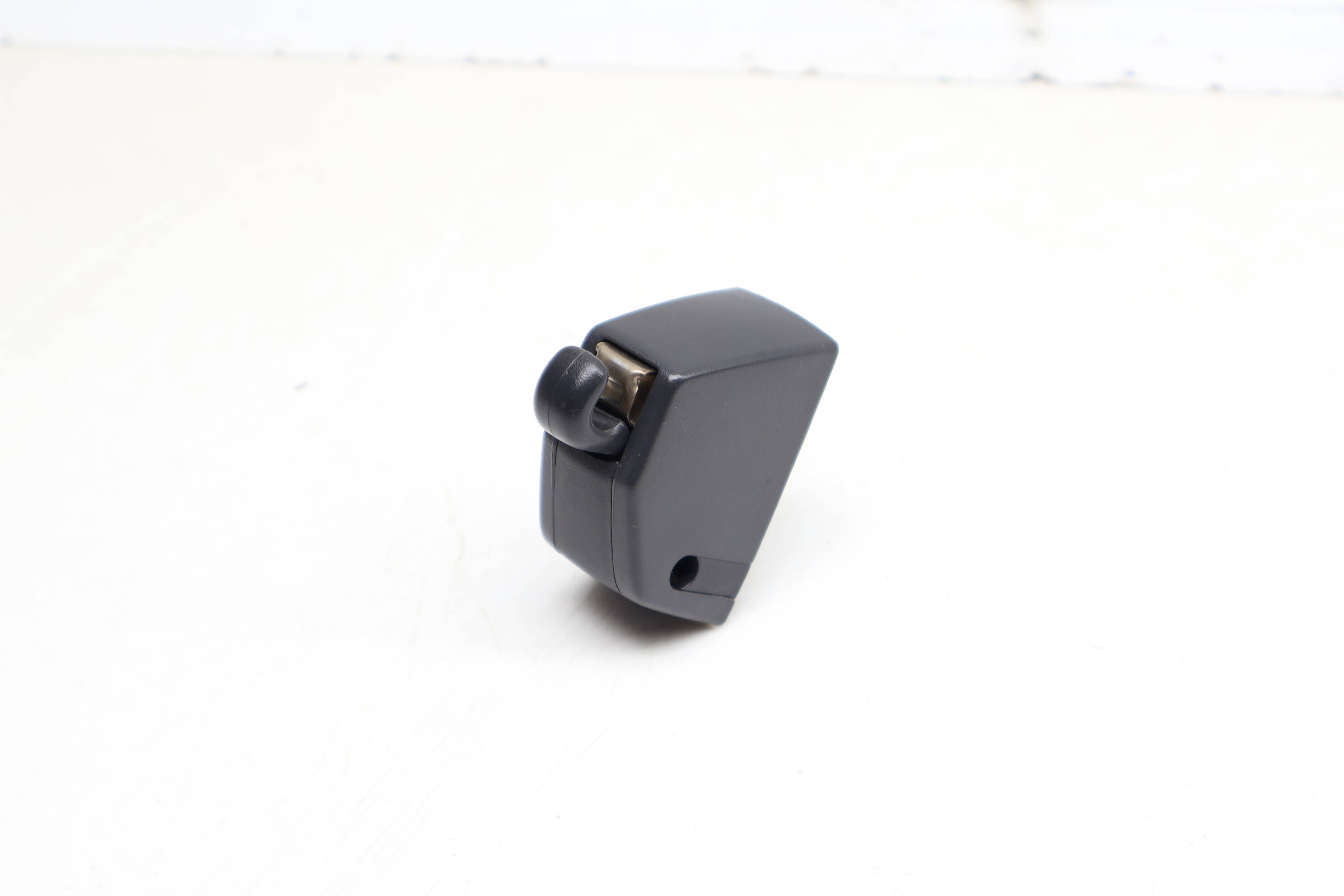 Sun Visor Clip / Bracket 4M0859561C