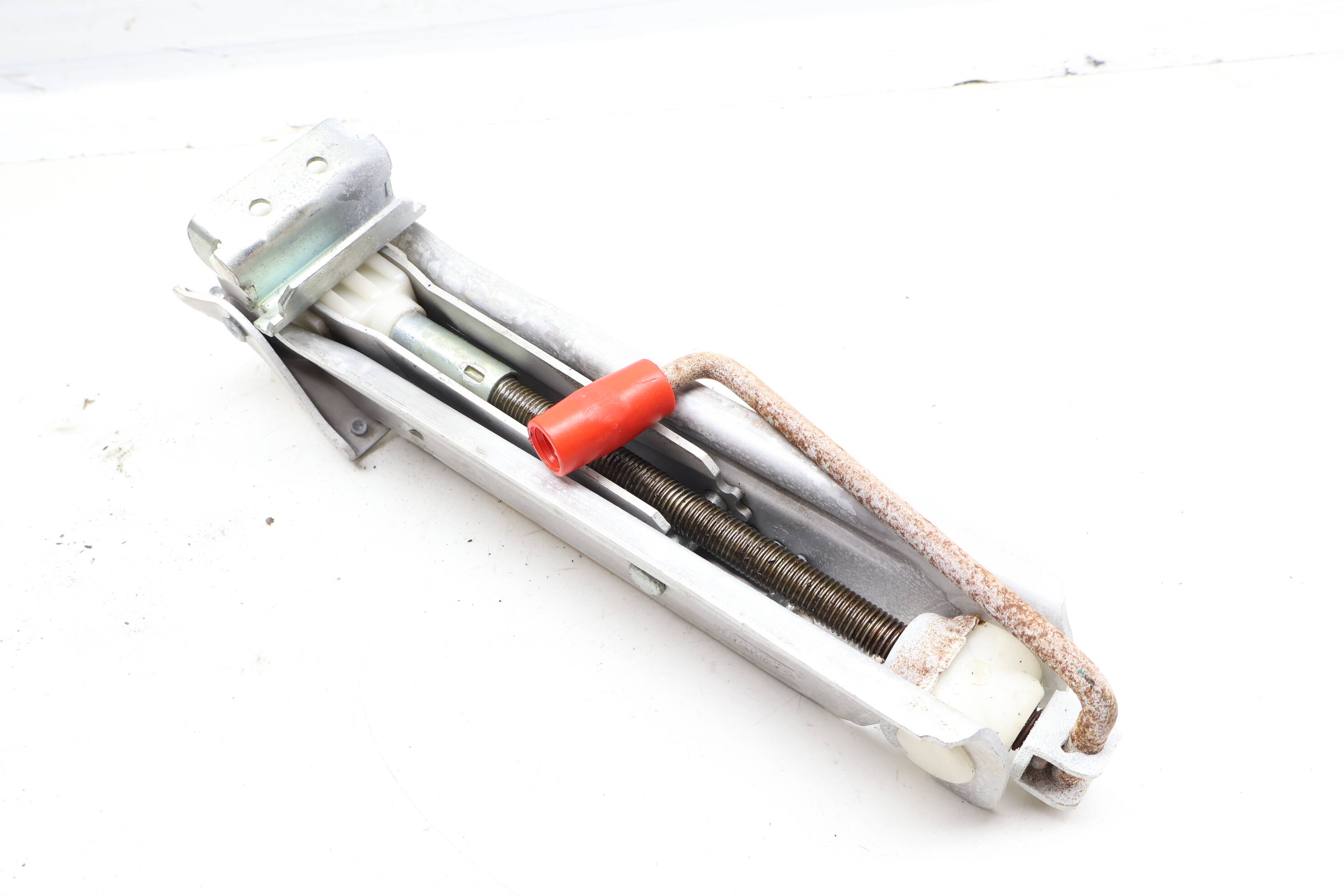 Scissor Jack 8N0011031B