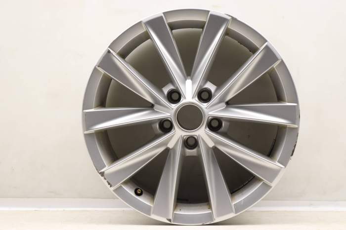 17" Inch Alloy Rim / Wheel (10-Spoke) 5GM601025AA main product photo
