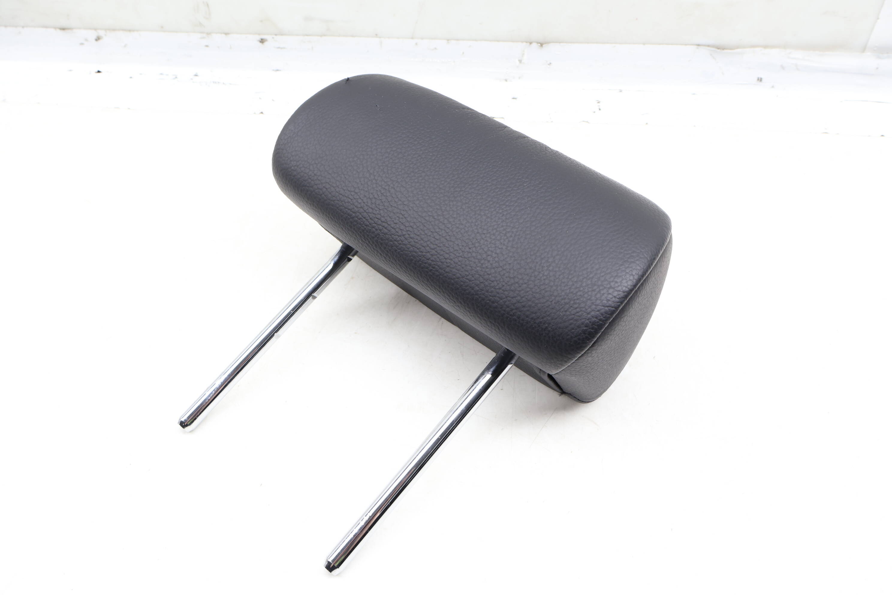 Outer Seat Headrest / Head Rest 52203410352