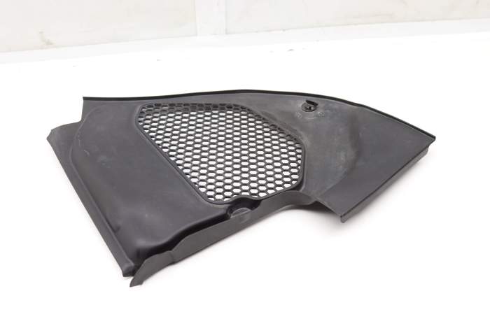 Slotted Firewall / Cowl Cover 51717388716 main product photo